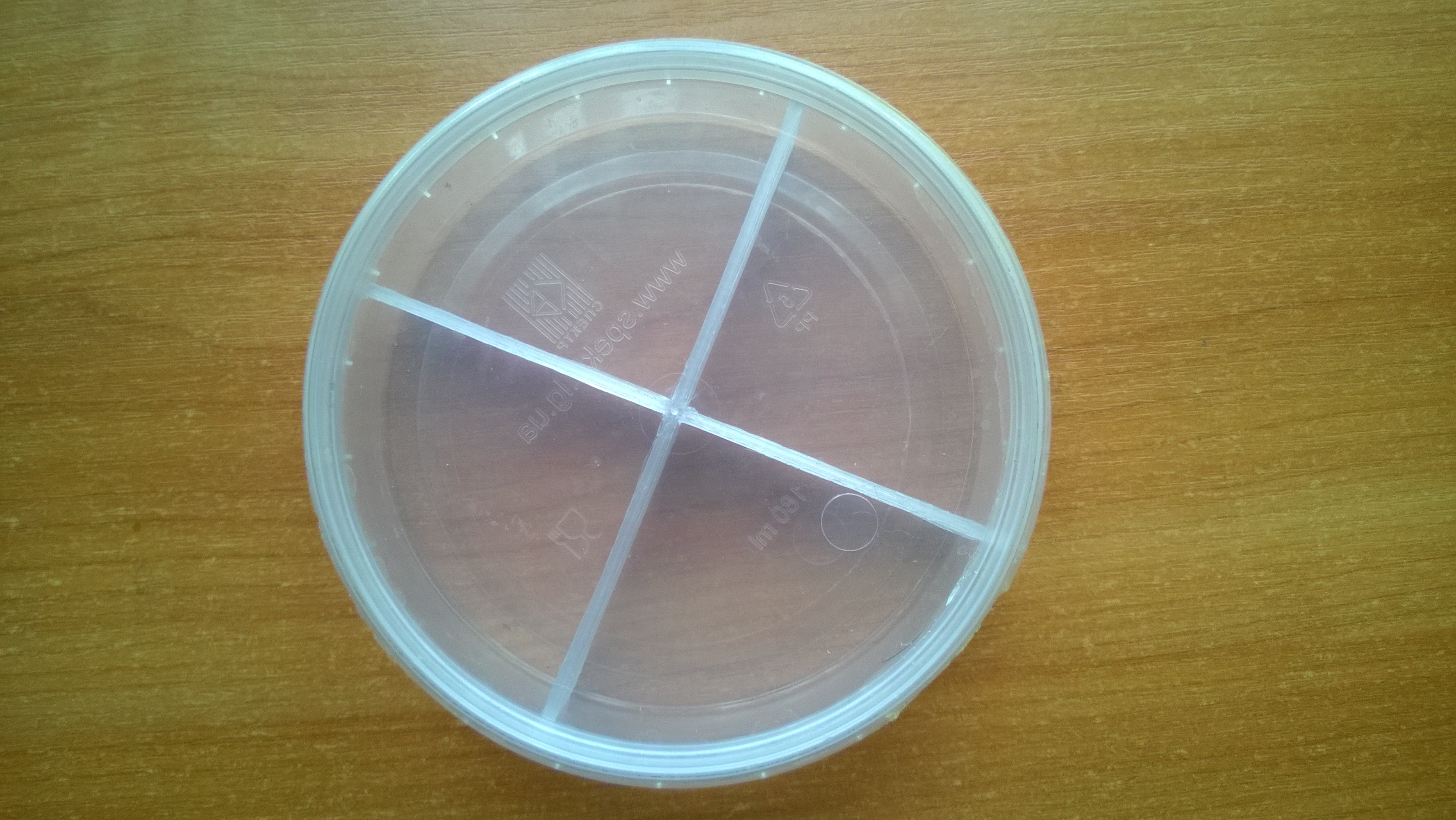 Küçük bağlantı elemanlarını saklamak için kavanozlara ekler (Plastik Aparattır!!!)