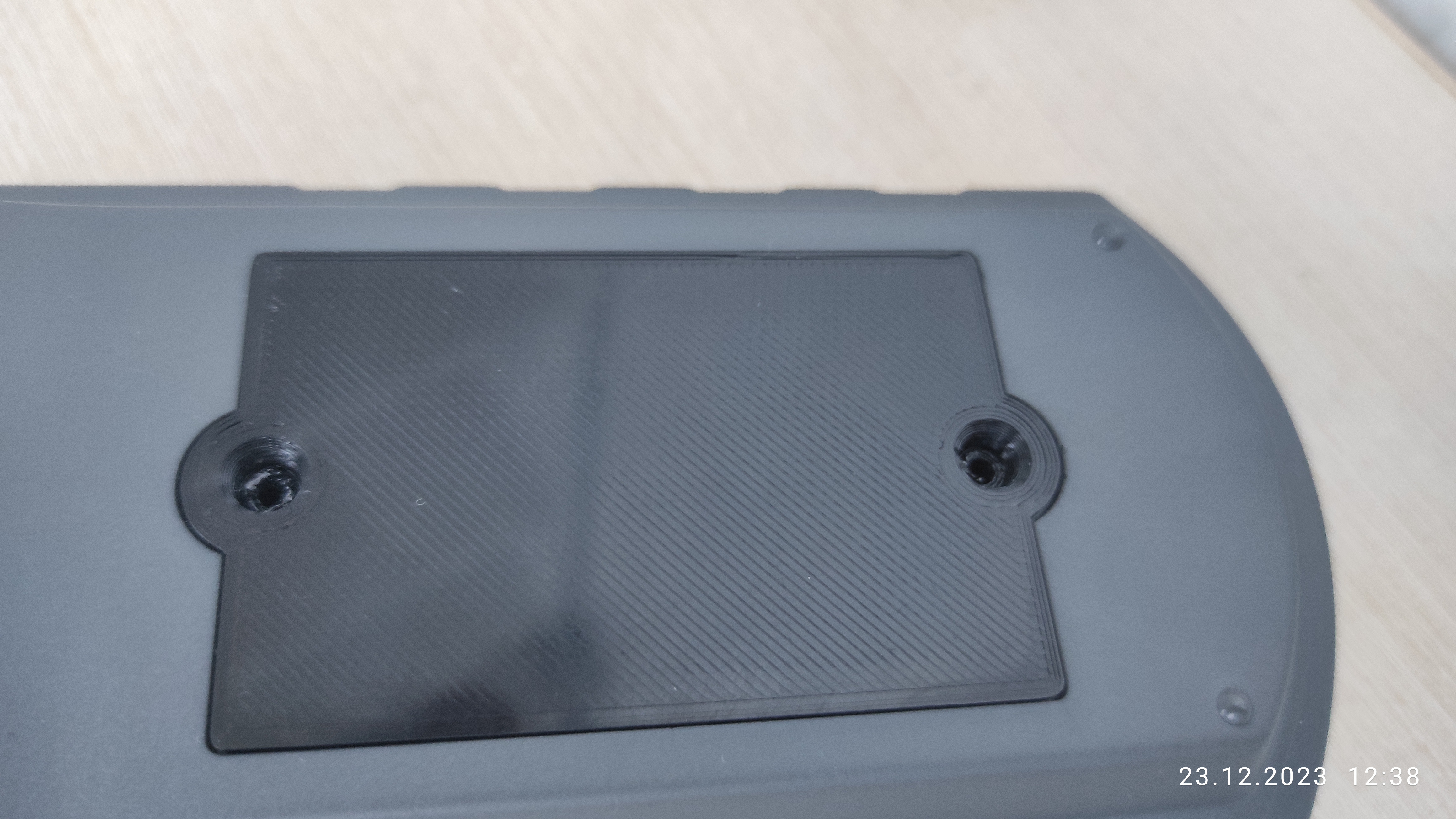 E7-22 pil kapağı kapağı (Plastik Aparattır!!!)