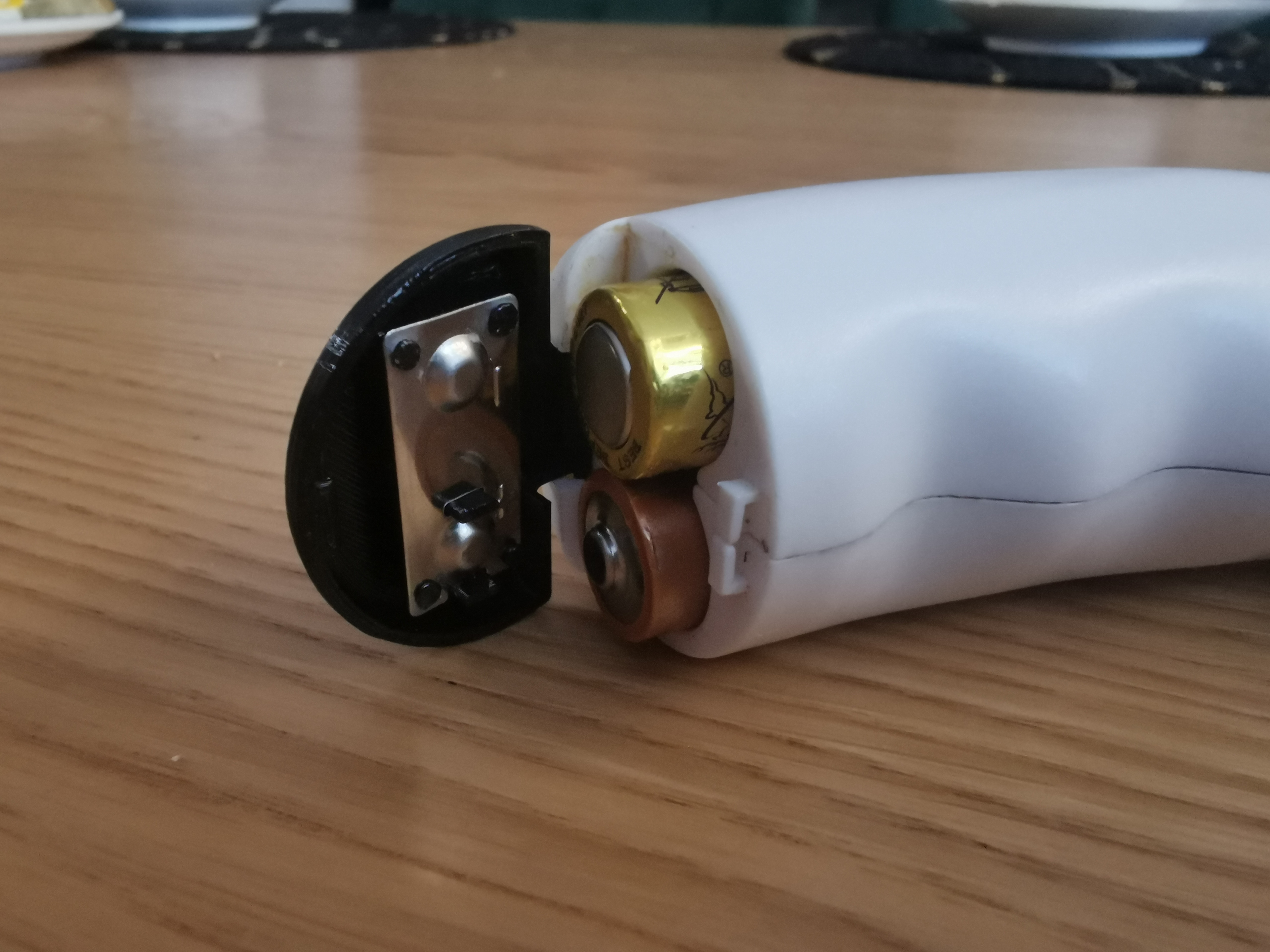 B.Well Termometre Pil Kapağı (Plastik Aparattır!!!)