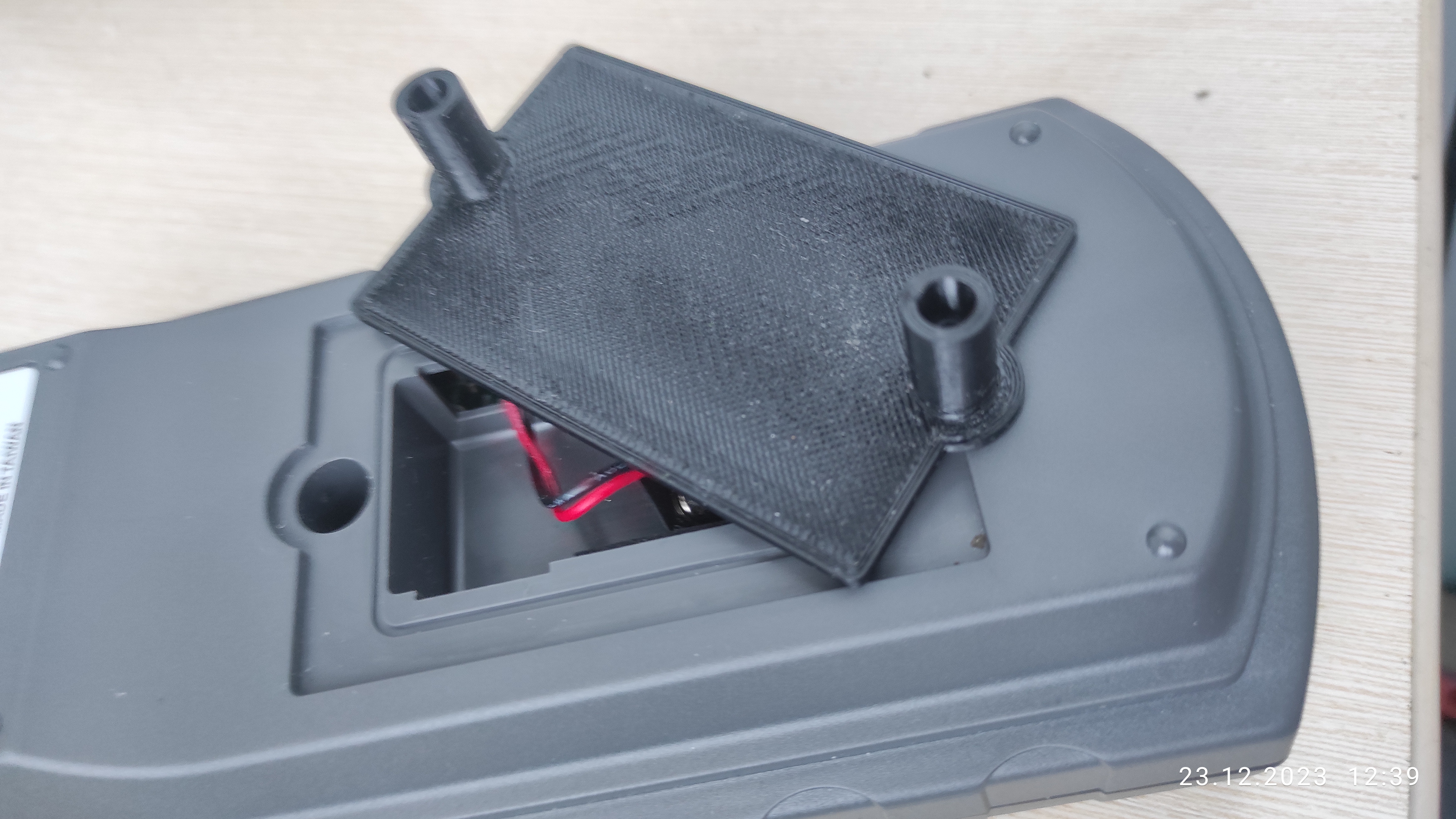 E7-22 pil kapağı kapağı (Plastik Aparattır!!!)