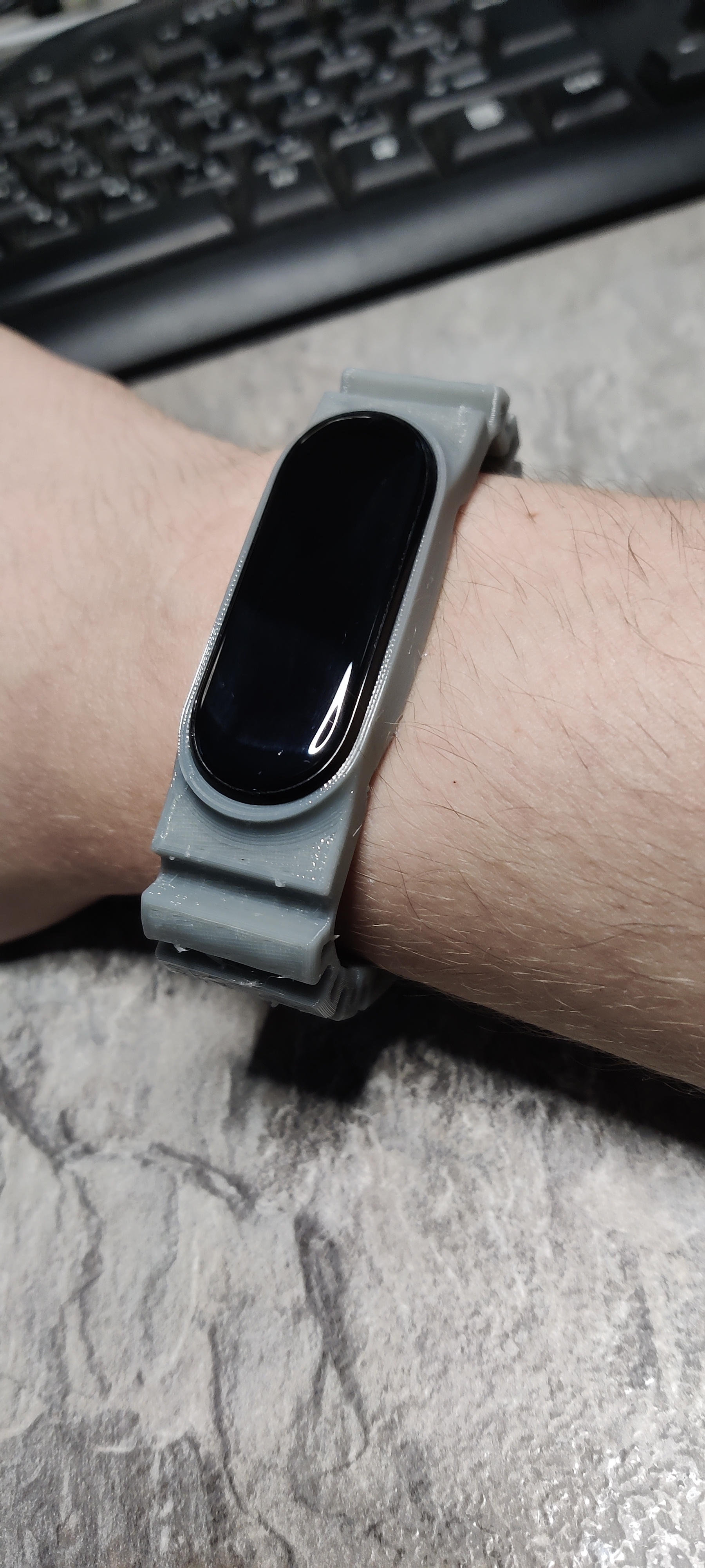 Xiaomi Mi Band 5 için v1.0 kayış (Plastik Aparattır!!!)