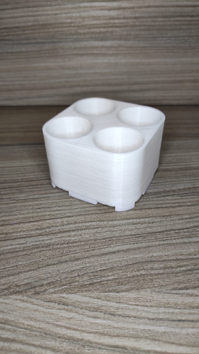 4 oral-B protez fırçası bekletin (Plastik Aparattır!!!)