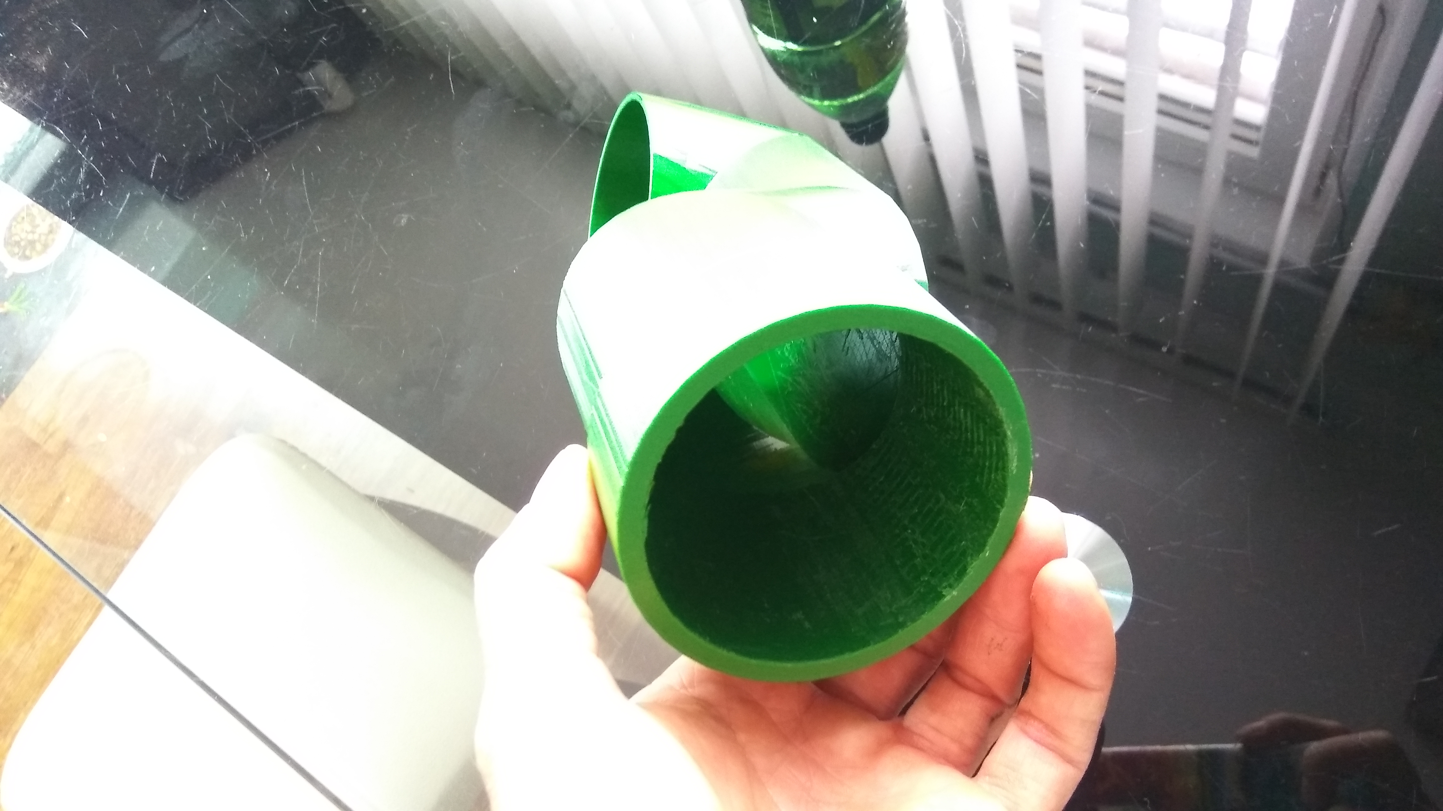 Duş kabini havalandırması için adaptör borusu. (Plastik Aparattır!!!)
