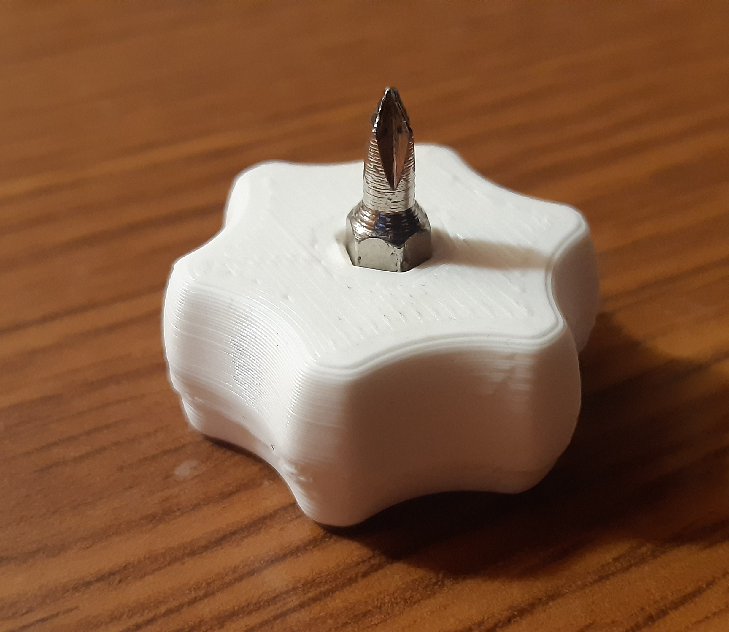 Tutucu kısa (Plastik Aparattır!!!)