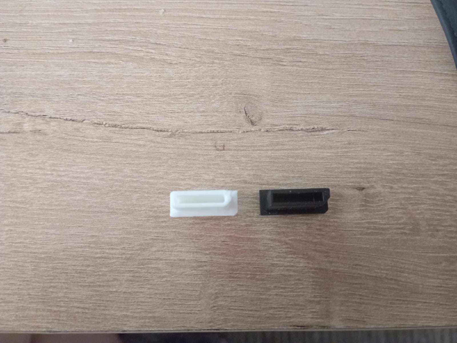 Port fişini görüntüle (Plastik Aparattır!!!)