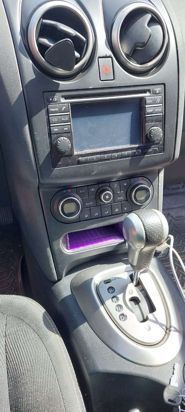 Raf Nissan Qashqai J10 telefonu için uzatıldı (Plastik Aparattır!!!)