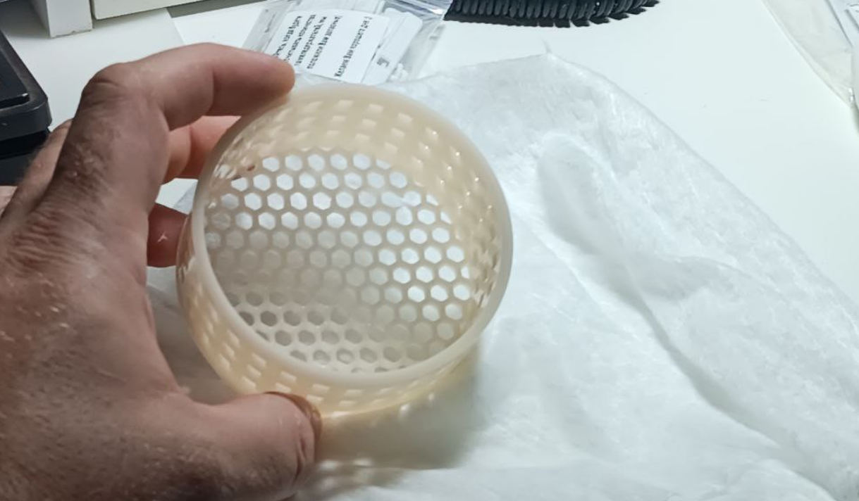 Parçaları ultrasonik banyoda yıkamak için bardak (Plastik Aparattır!!!)