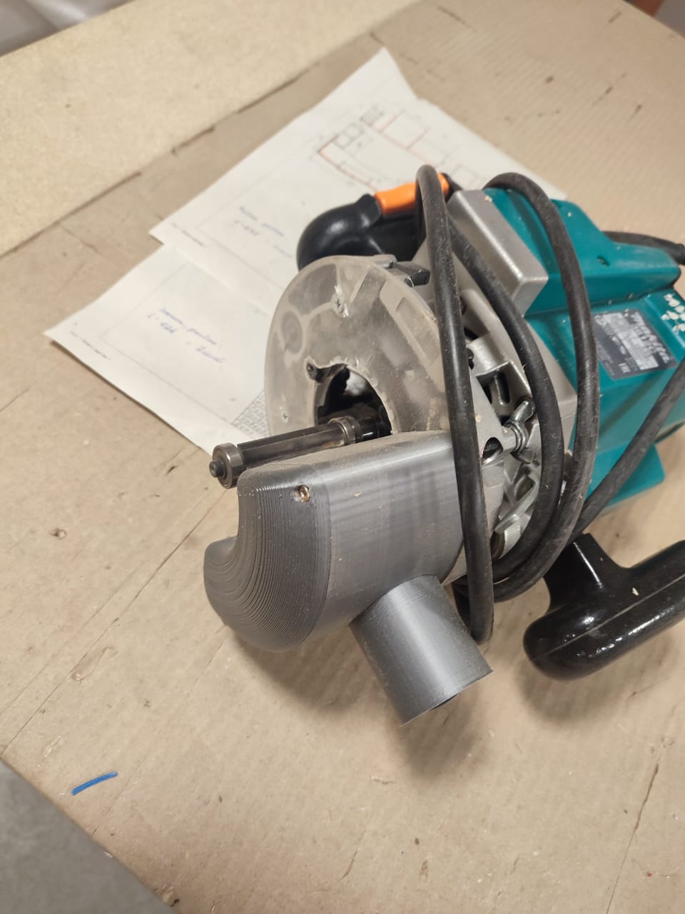 Elektrikli süpürge için MAKITA 3612c yönlendirici eklentisi. (Plastik Aparattır!!!)