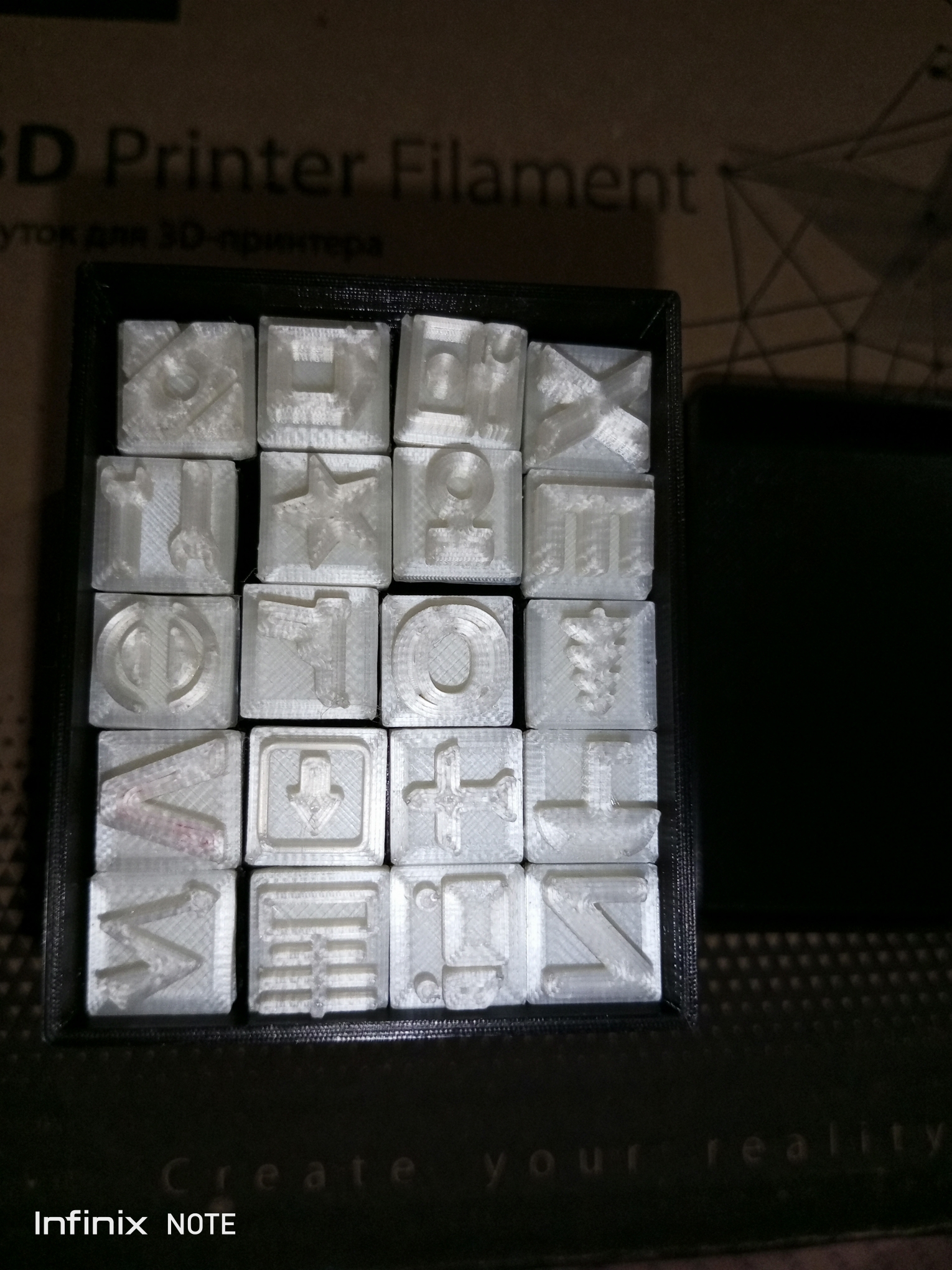 Farklı pul seti (geleneksel işaretler) (Plastik Aparattır!!!)