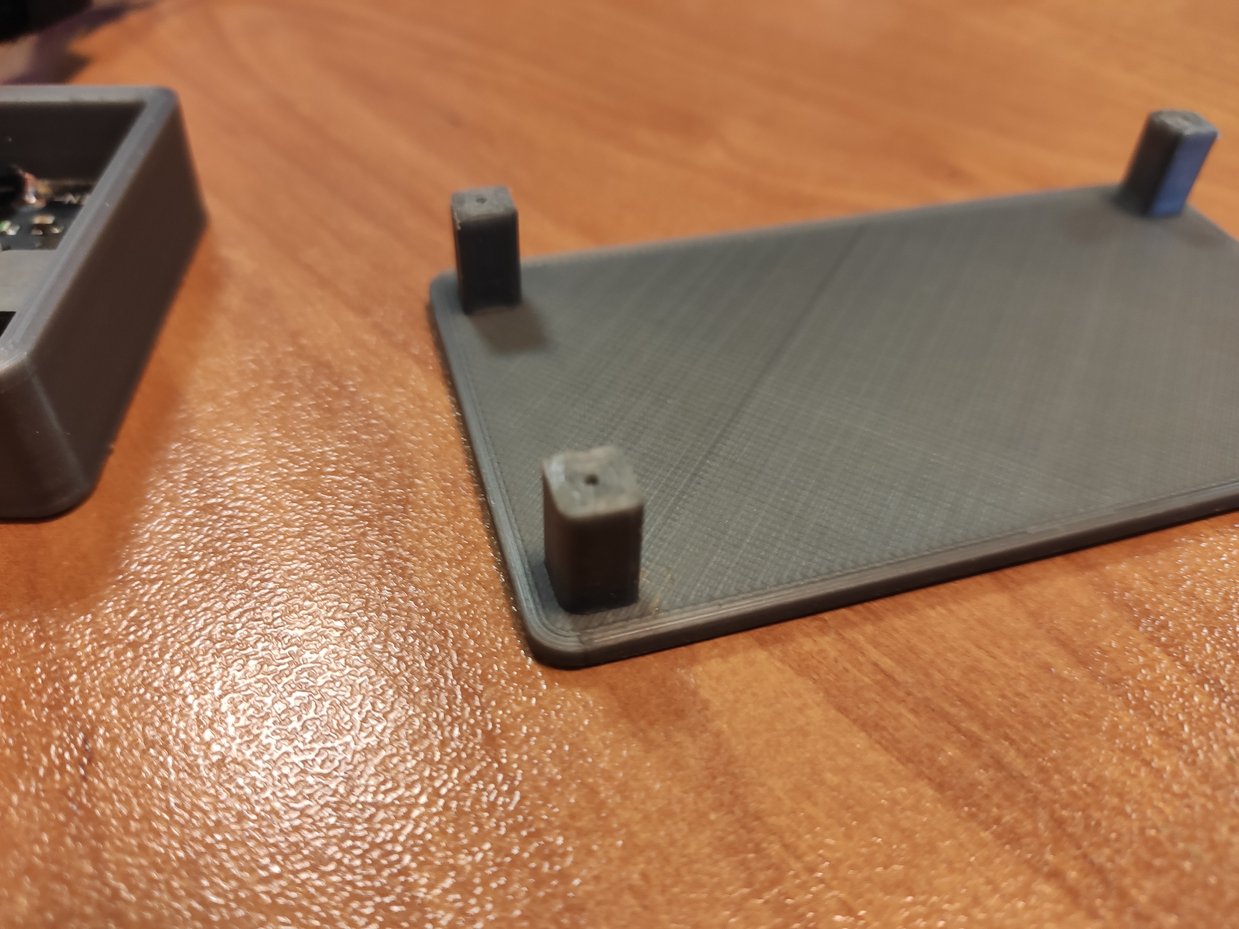 Araç telefonu şarj cihazı için kılıf (Plastik Aparattır!!!)