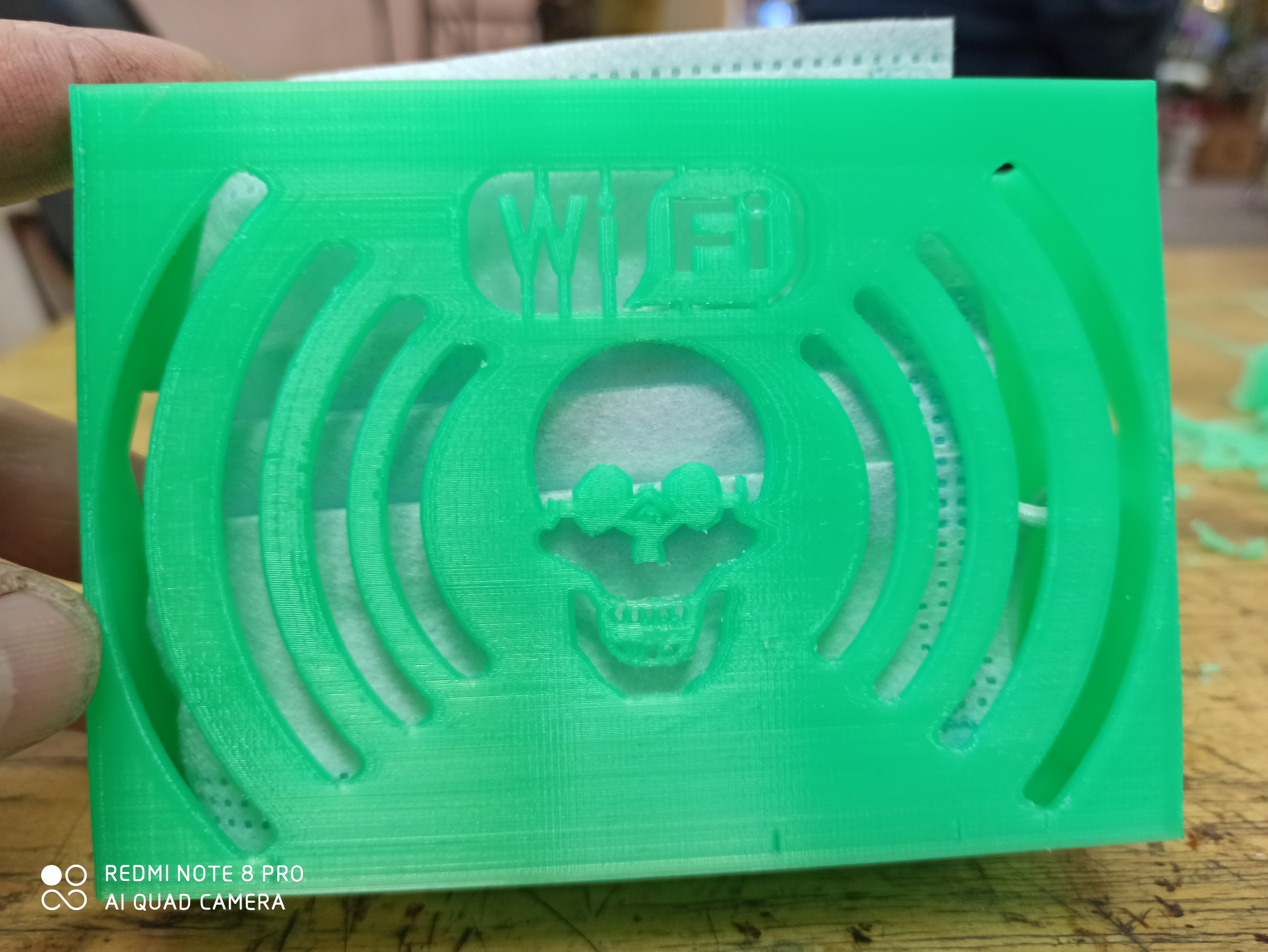 Yönlendirici için kutu. (Plastik Aparattır!!!) Yönlendirici için kutu. (Plastik Aparattır!!!)