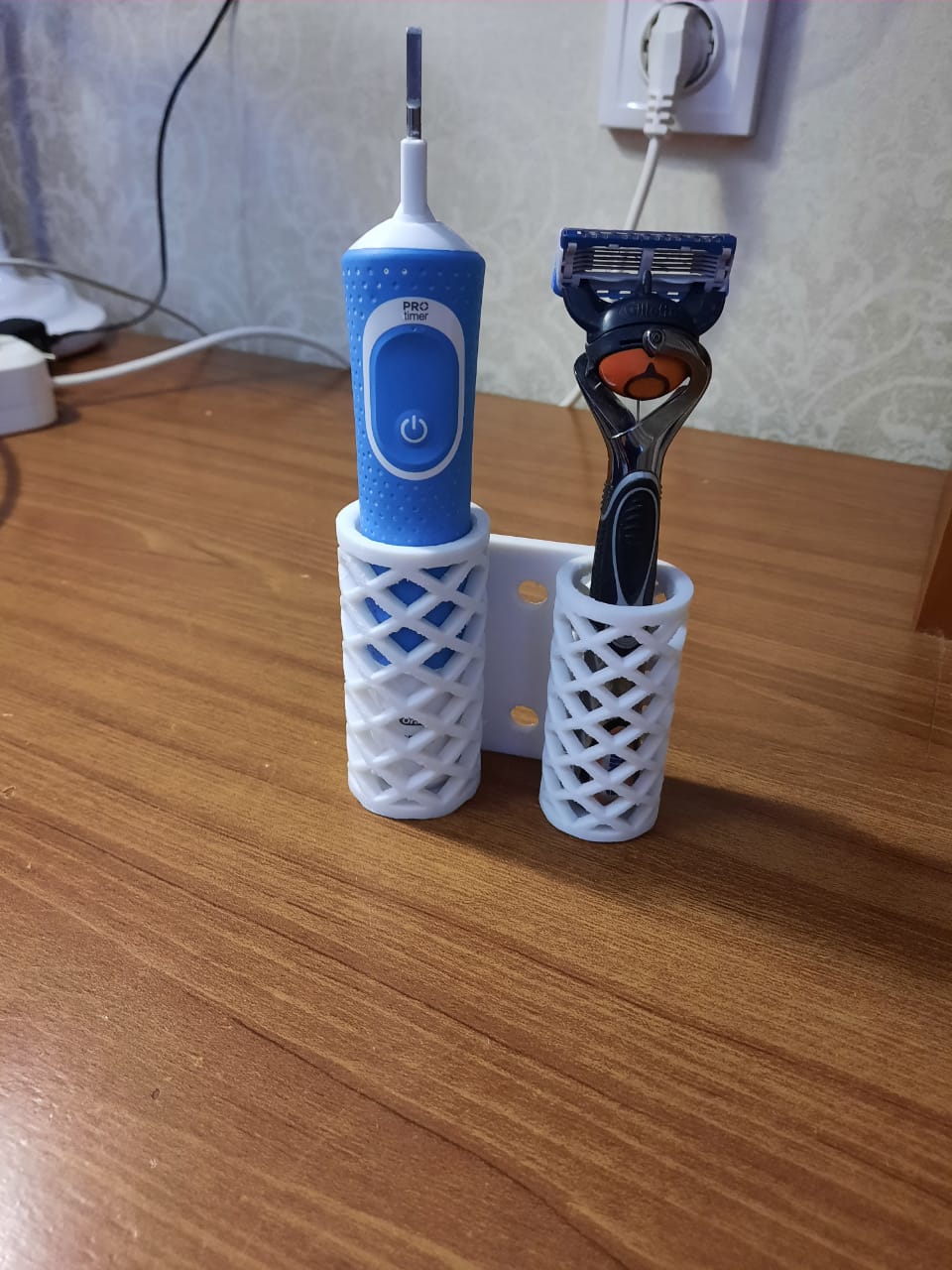 Oral B Diş Fırçası Standı (Plastik Aparattır!!!)
