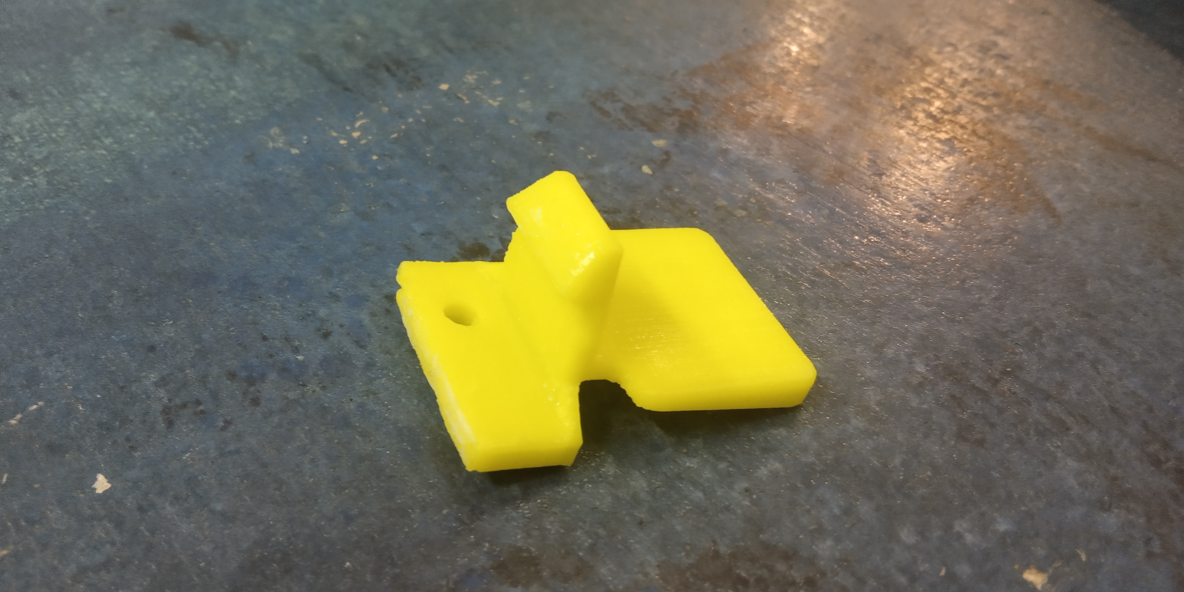 Kolçak için boks kolu MR233569 Lancer Cedia Mitsubishi (Plastik Aparattır!!!)