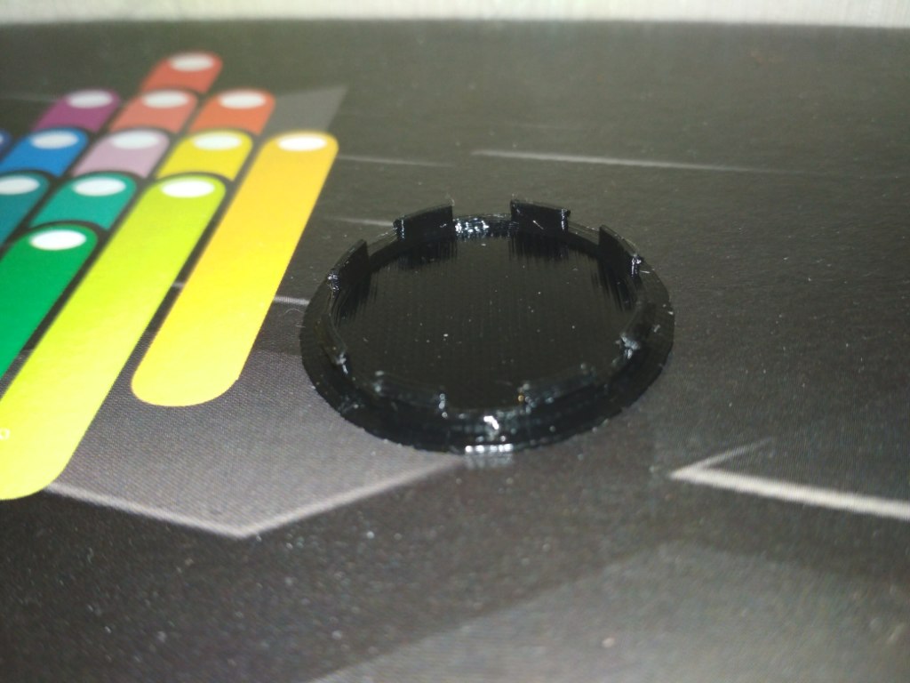 Montaj deliğinin fişi 28 mm'dir (Plastik Aparattır!!!)