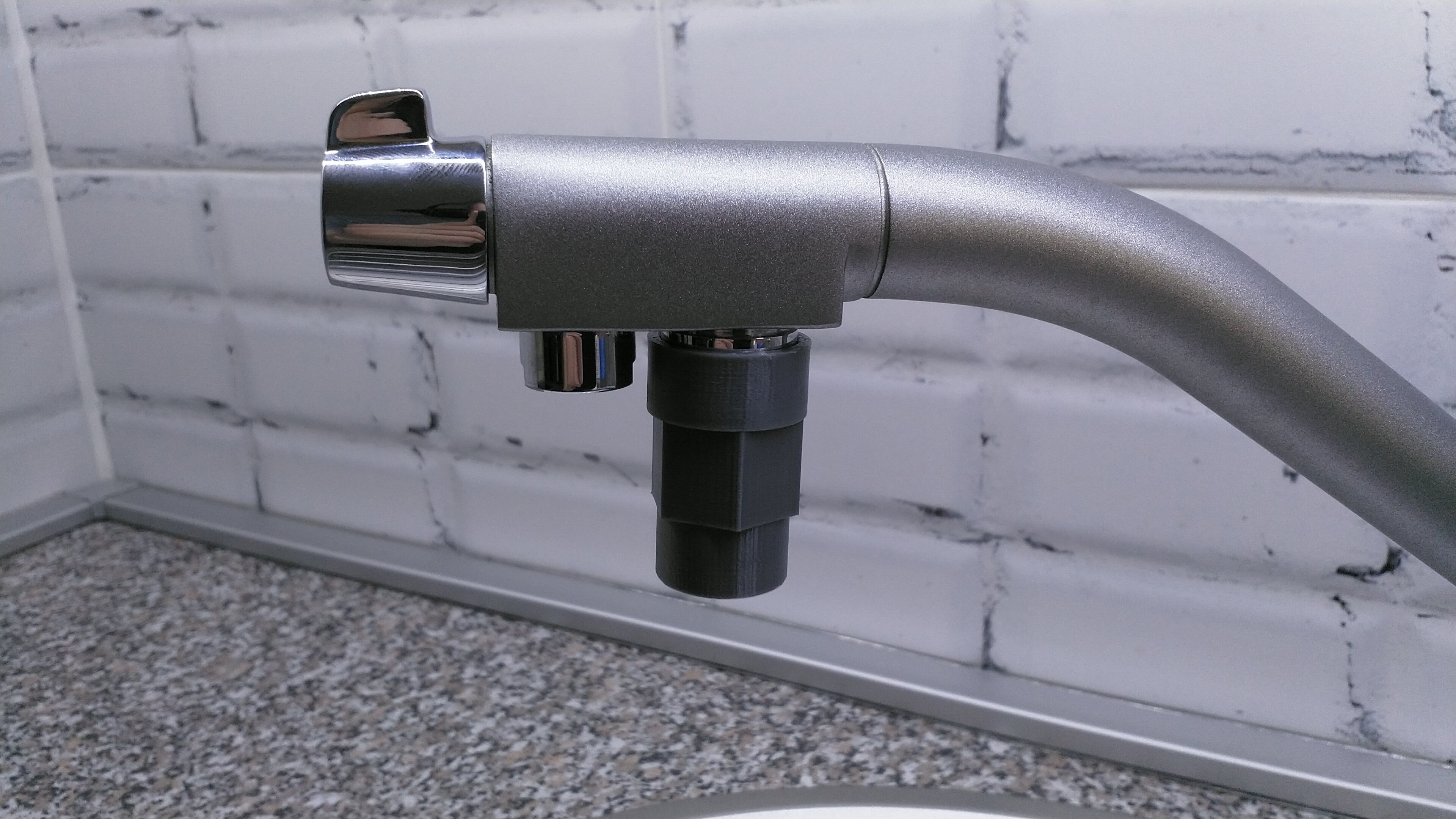 20 ve 16 mm havalandırıcılar için anahtar (Plastik Aparattır!!!)