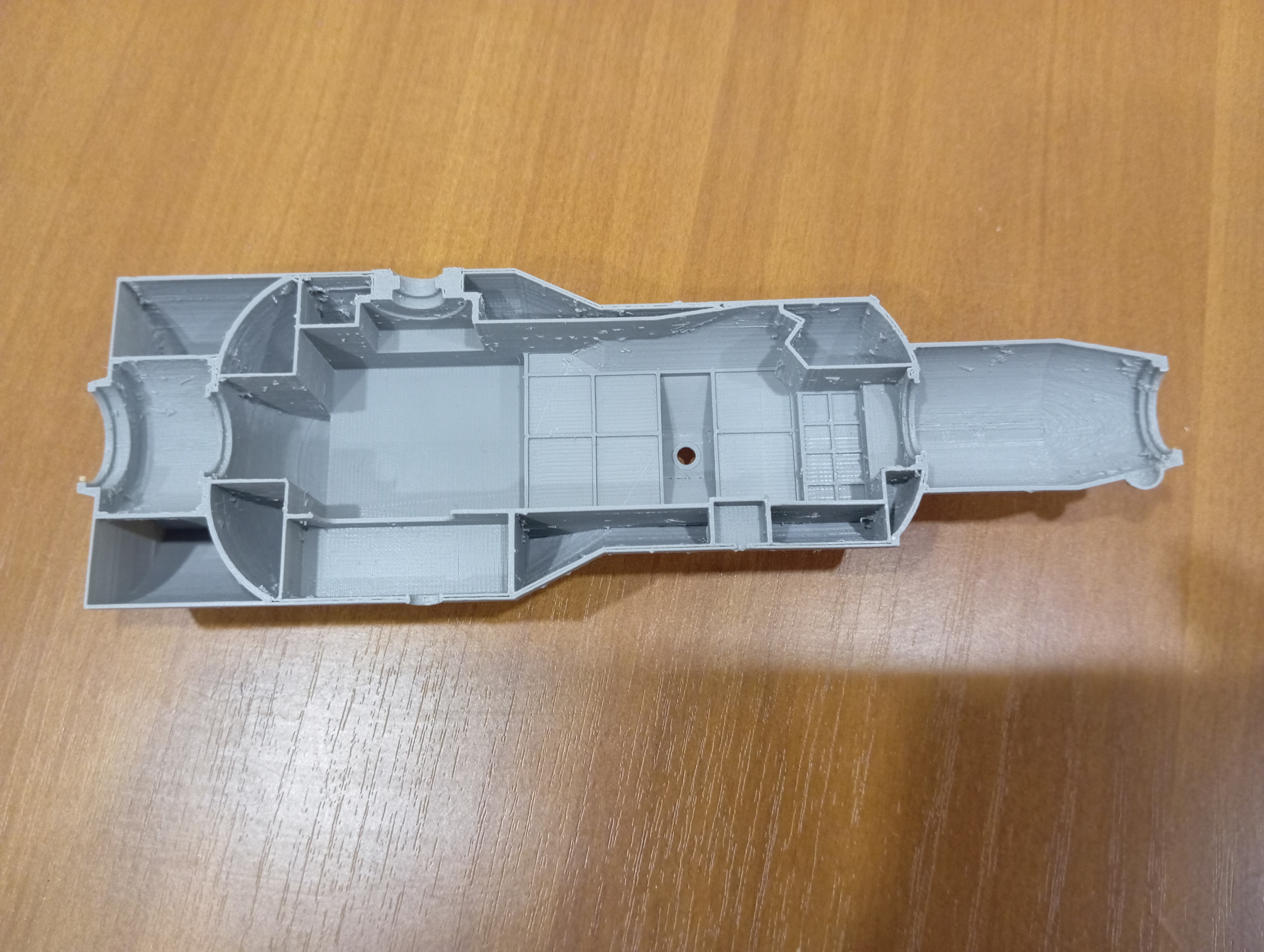 Salyut 7 kesiti (Plastik Aparattır!!!)