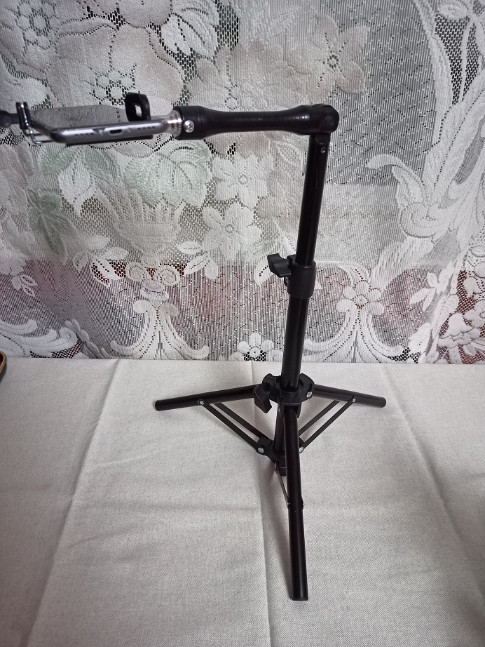 Bir tripod için fixprice tetikleyicisi (Plastik Aparattır!!!)