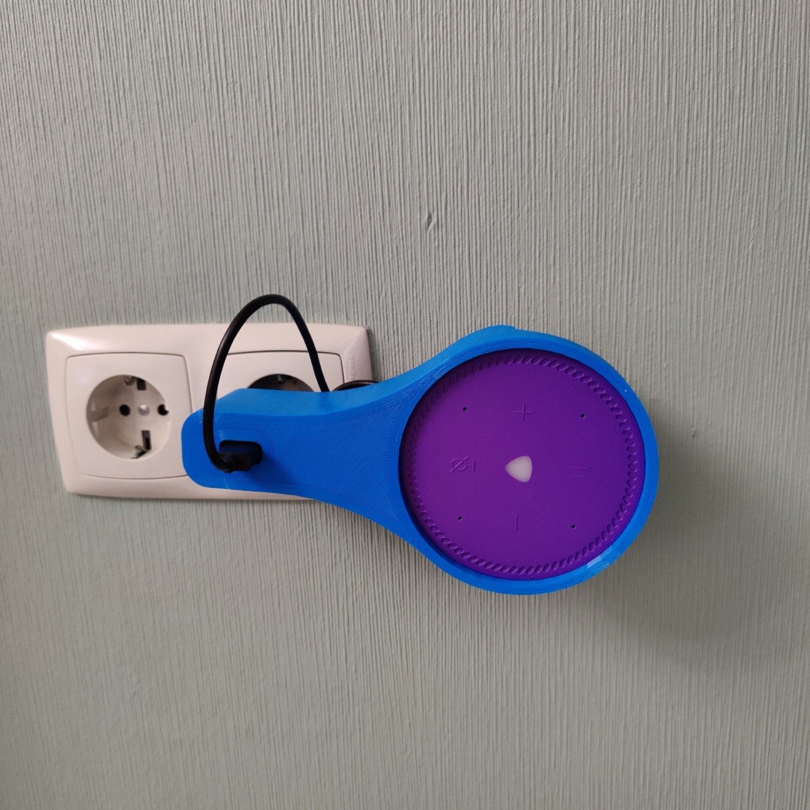 Yandex istasyonu Alisa Light için soket bağlantılı tutucu (Plastik Aparattır!!!)