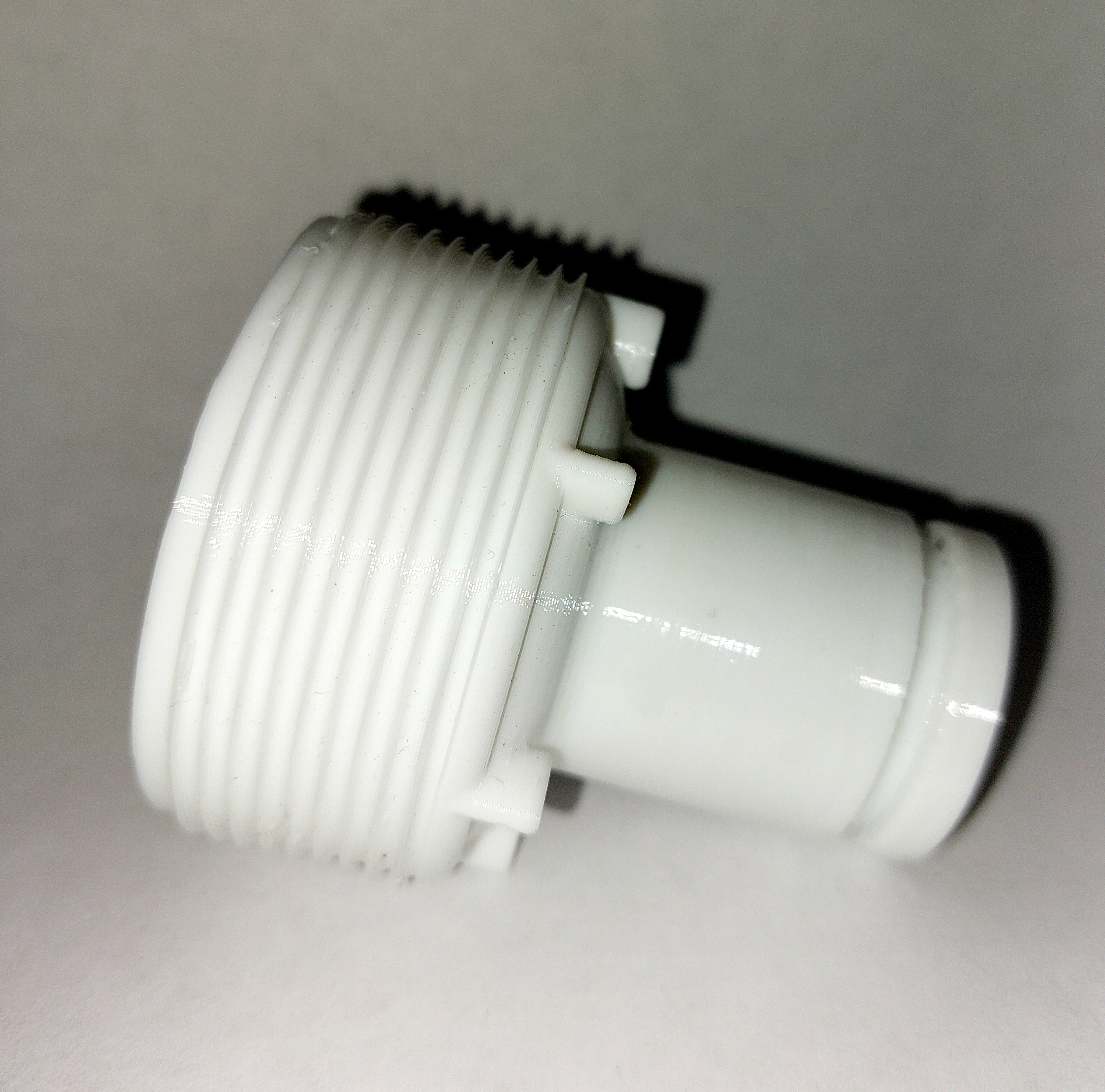 38 mm'lik bir hortumdan 32'ye intex geçişi (Plastik Aparattır!!!)