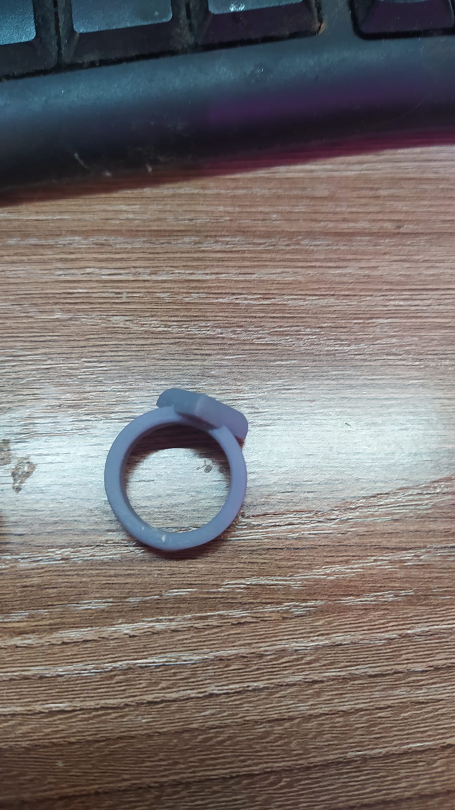 Kalpli Bir Yüzük (Plastik Aparattır!!!)