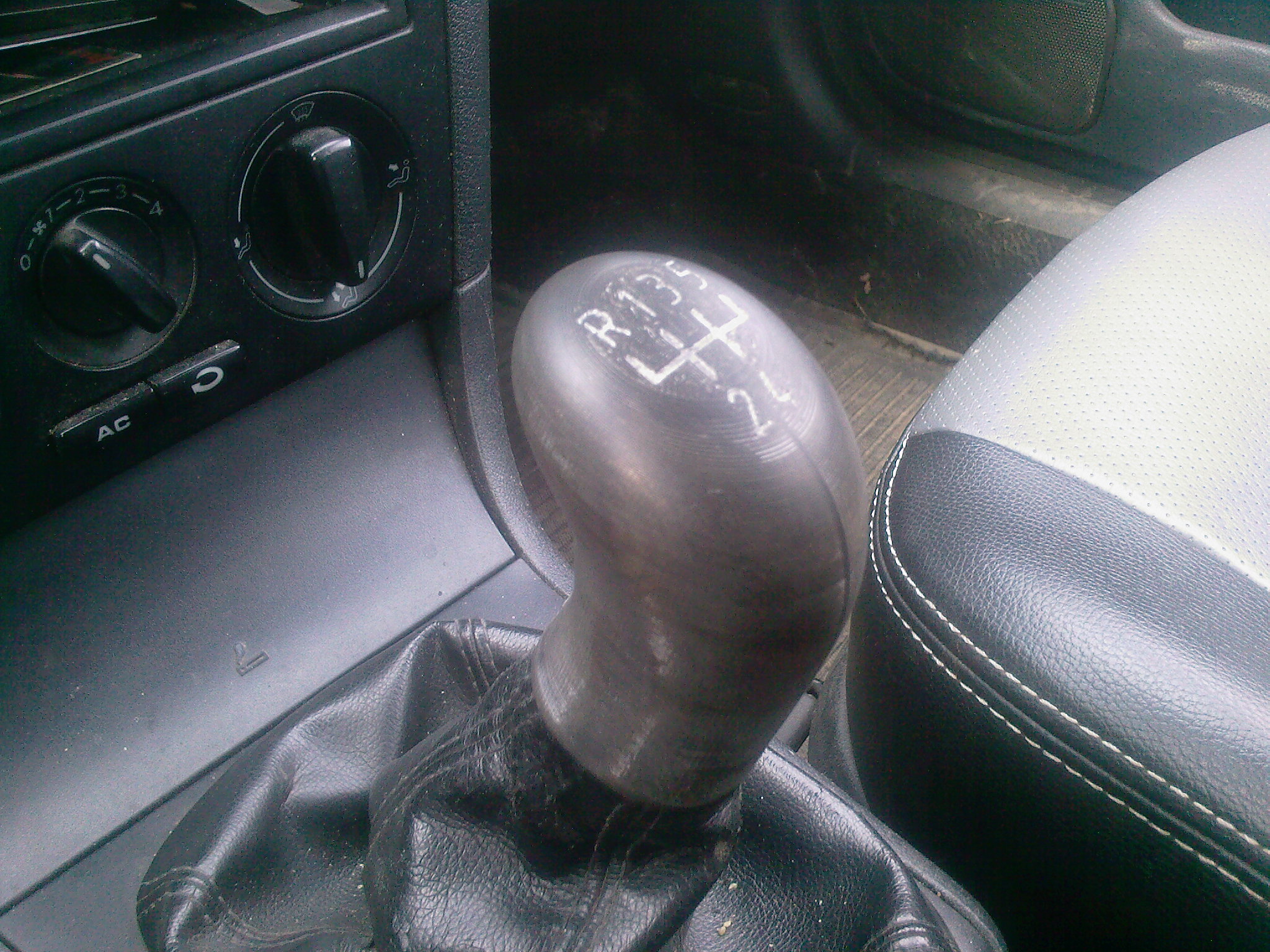 3d модель Ручка КПП Октавия Тур для 3d принтера - скачать бесплатно 3д ...