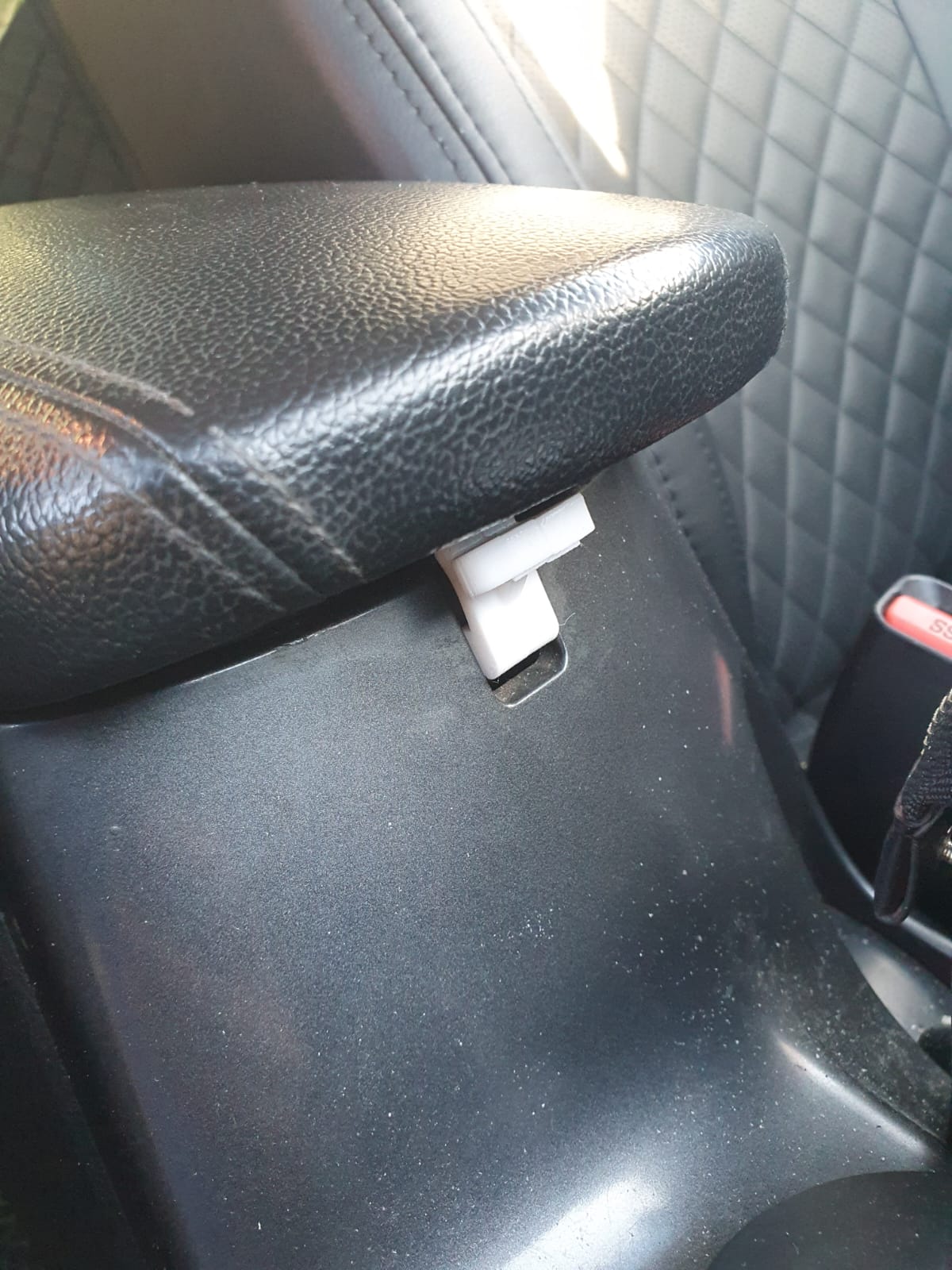 Kia Cerato 3 2013-2013 (Plastik Aparattır!!!)