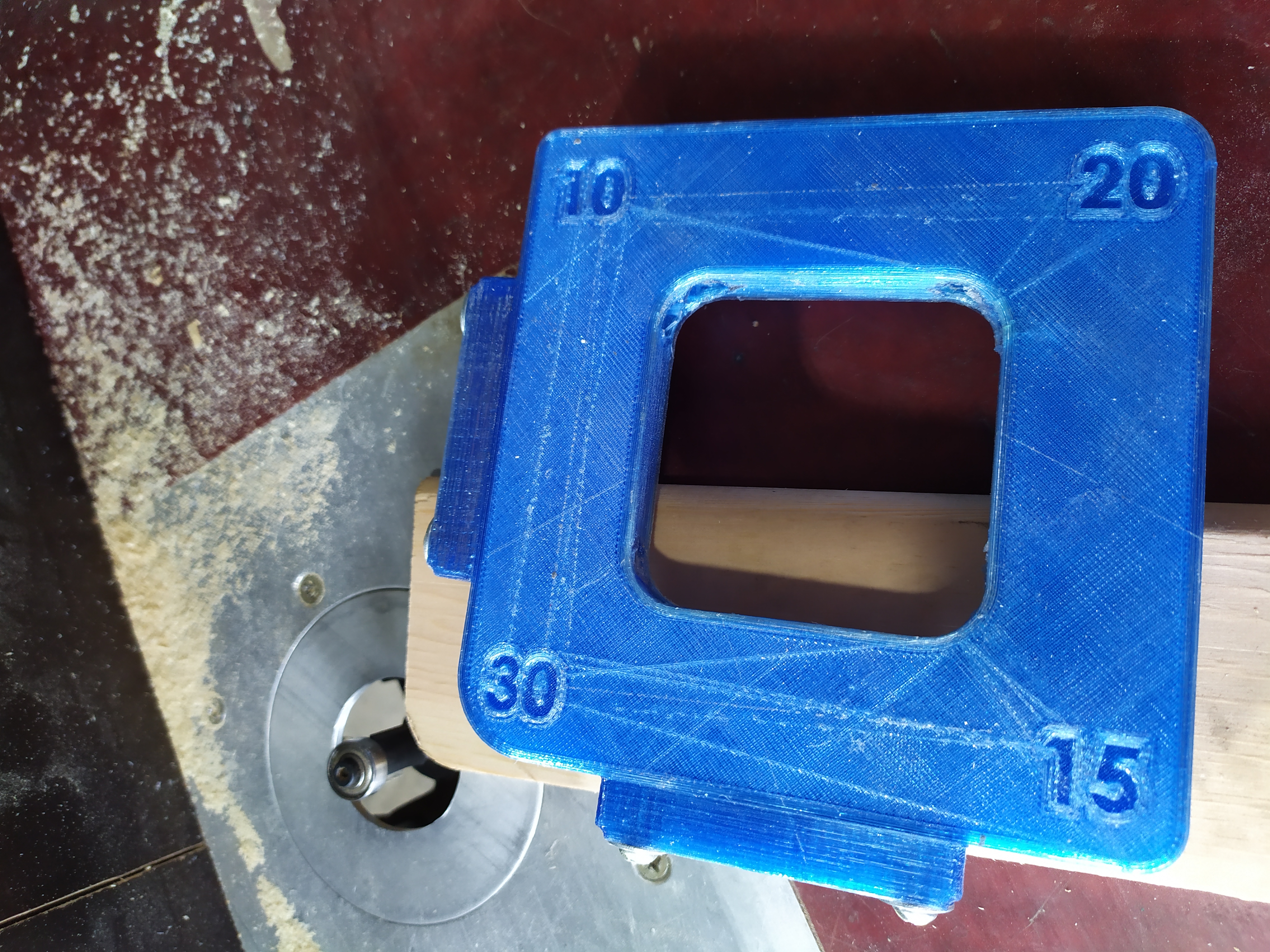 köşe freze şablonu (Plastik Aparattır!!!)