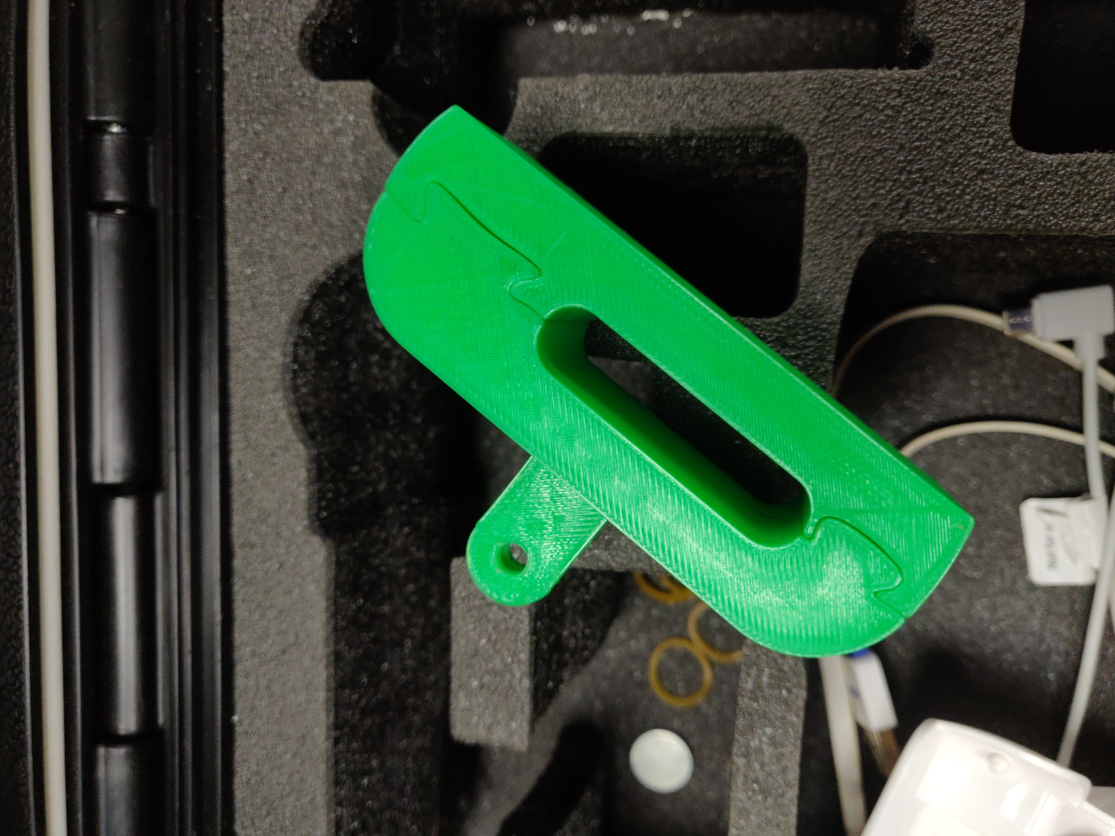 Fimi X8SE Quadrocopter uzaktan kumandası için bağlantı elemanı (Plastik Aparattır!!!)