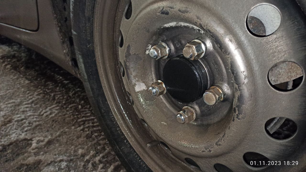 Hyundai Merkez Deliği (Plastik Aparattır!!!)