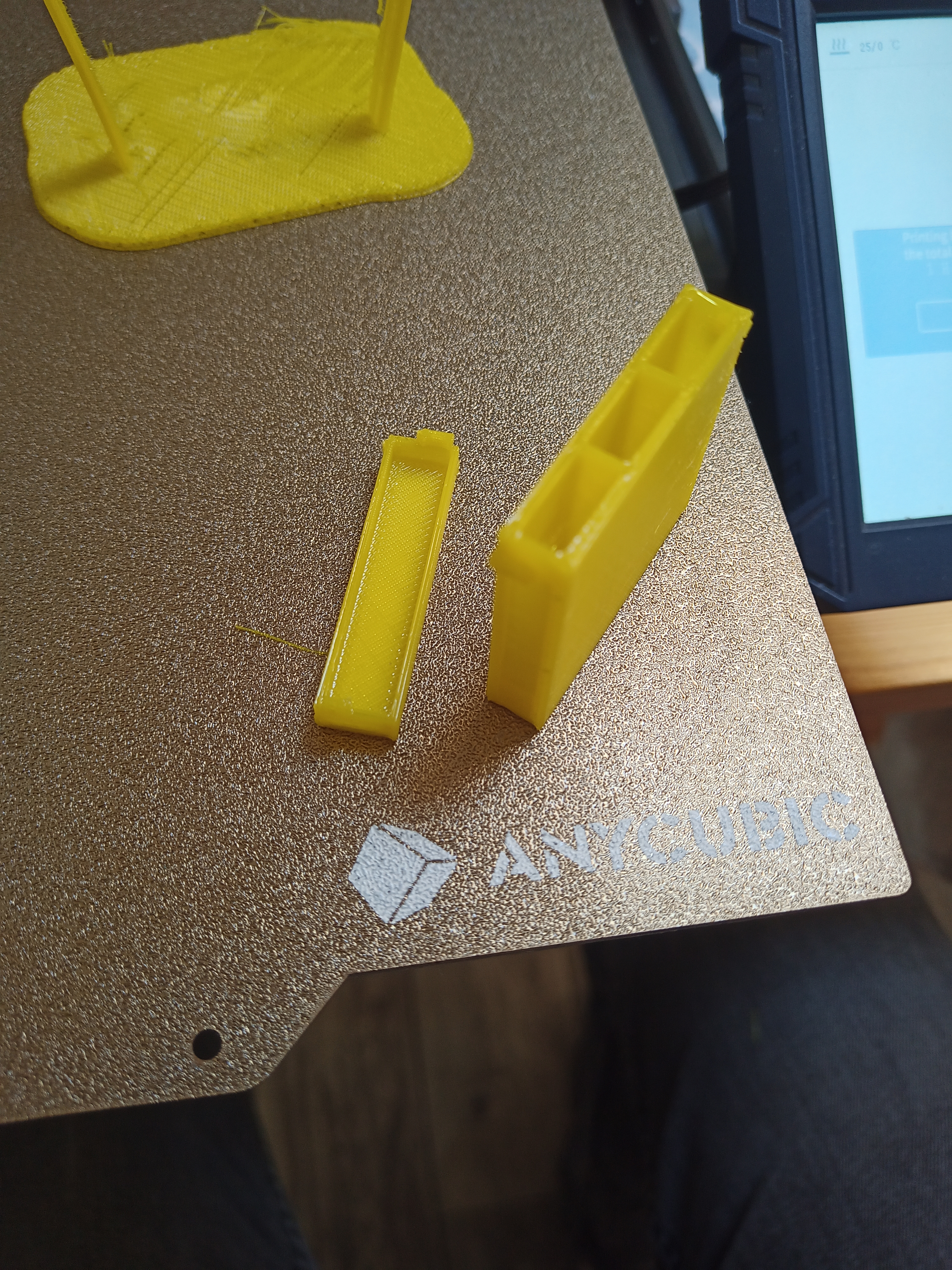 6 sigorta için kutu (Plastik Aparattır!!!)