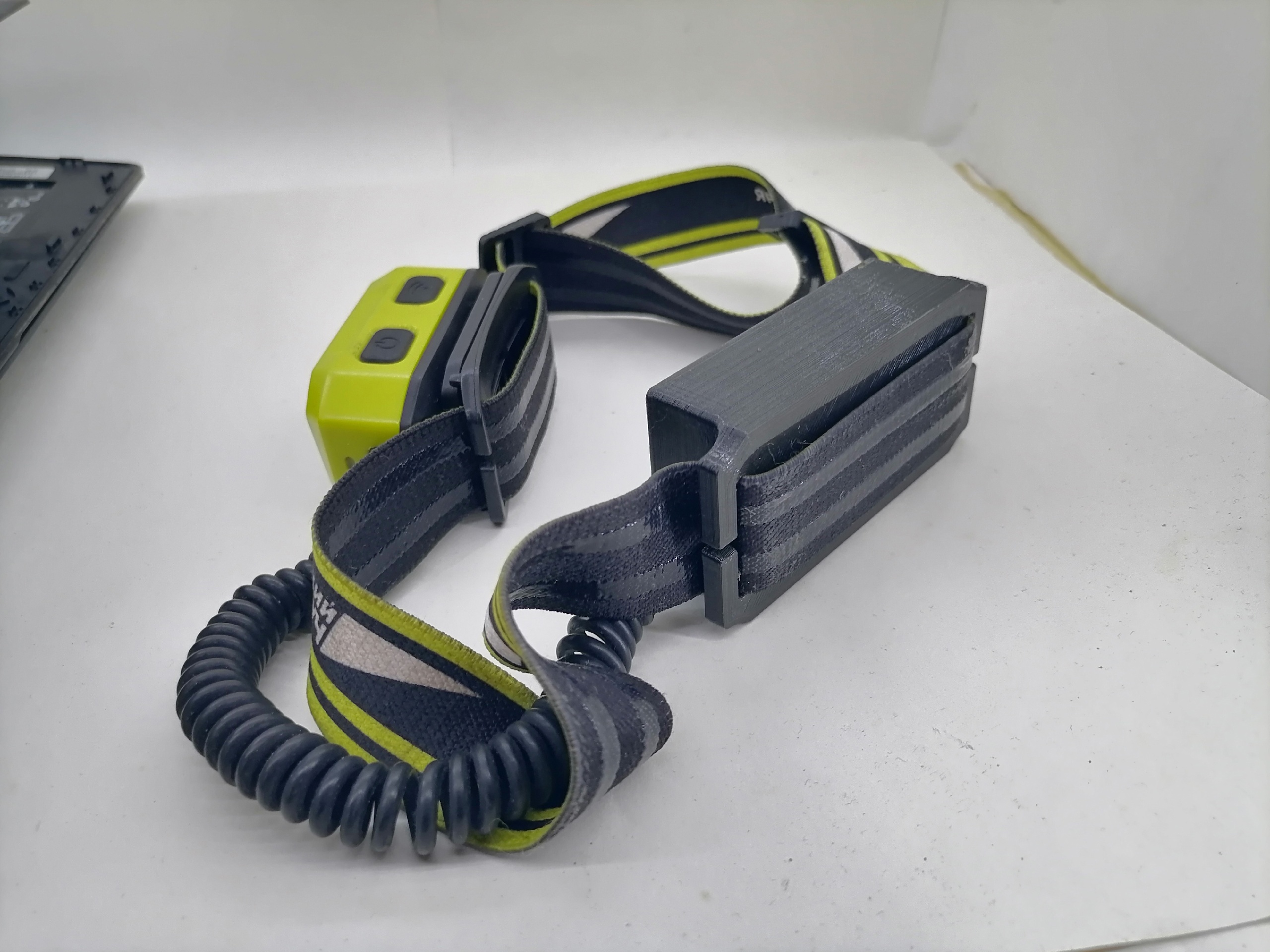 2x18650 için evrensel hermetik durum (Plastik Aparattır!!!)