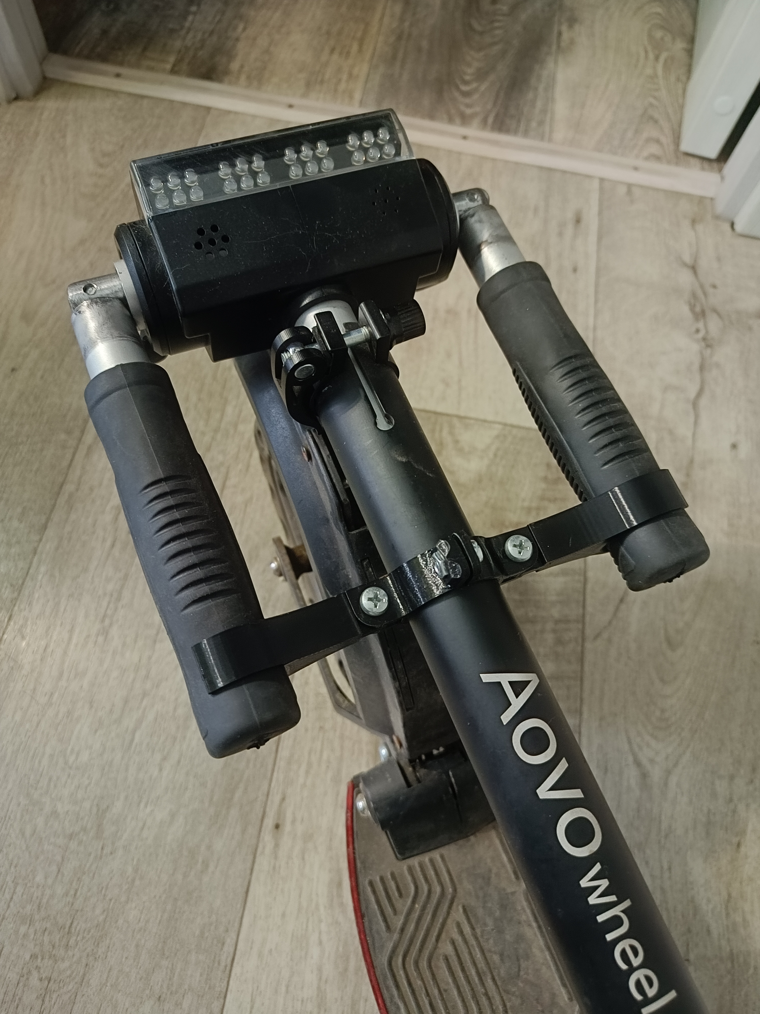 elektrikli scooter kolu sabitleme (Plastik Aparattır!!!)
