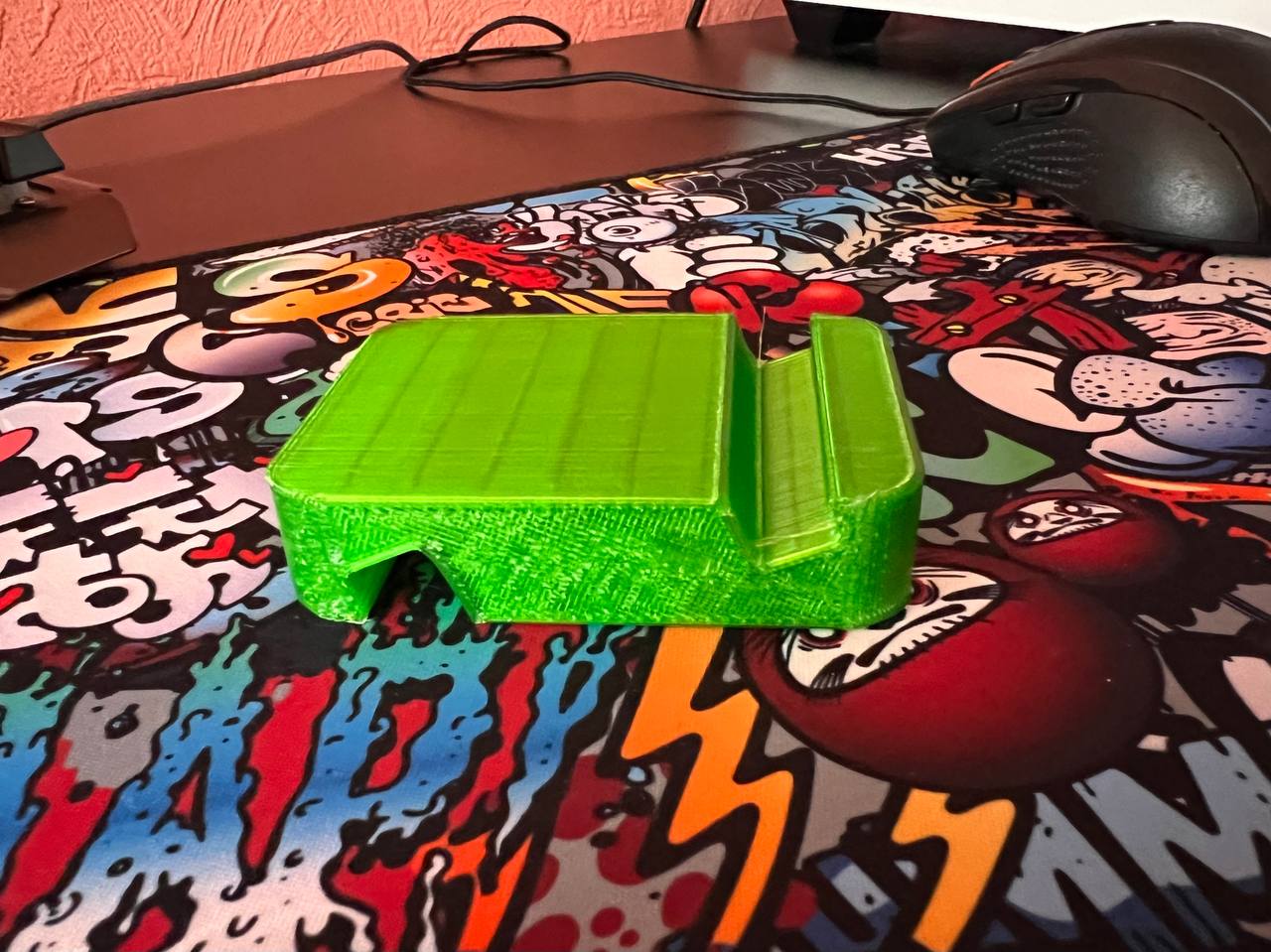 Bir Telefon İçin Üst (Plastik Aparattır!!!)