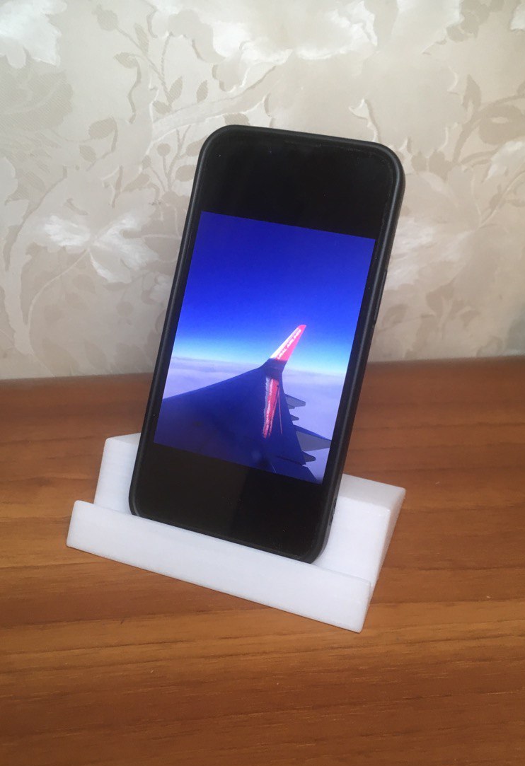 Bir Telefon İçin Üst (Plastik Aparattır!!!)