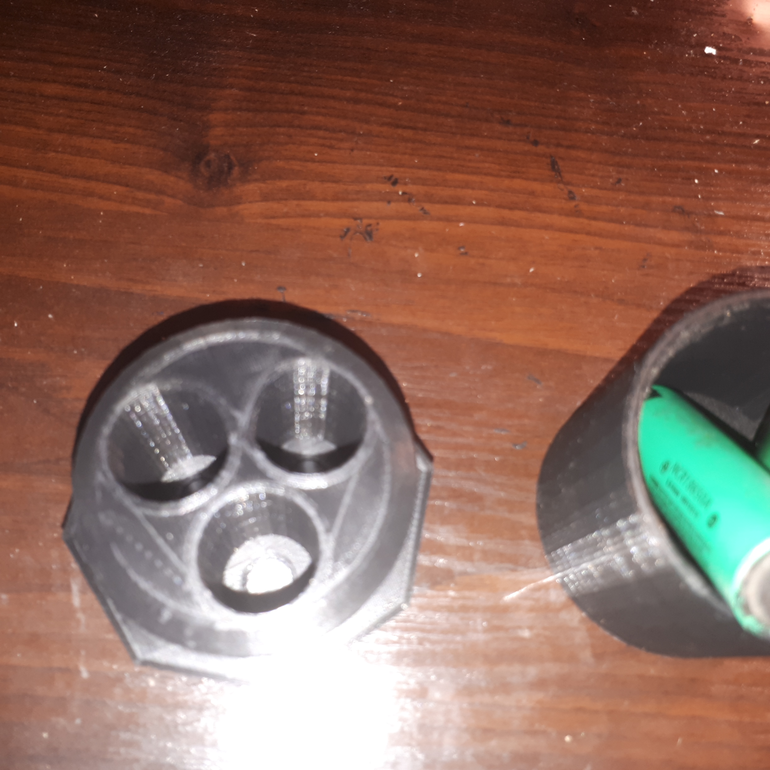 Depolama için boks, Pillerin Taşınması Tip 18650 (Plastik Aparattır!!!)