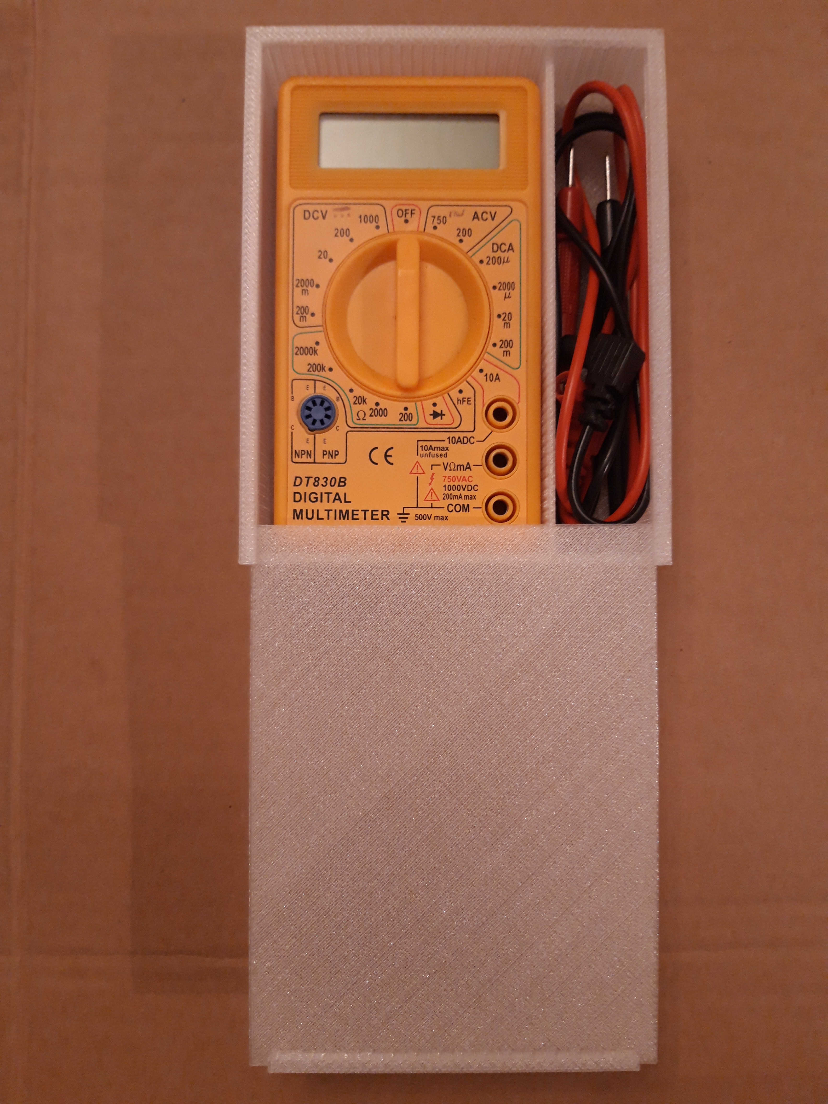 Bir multimetre için ceza (kapak) (Plastik Aparattır!!!)