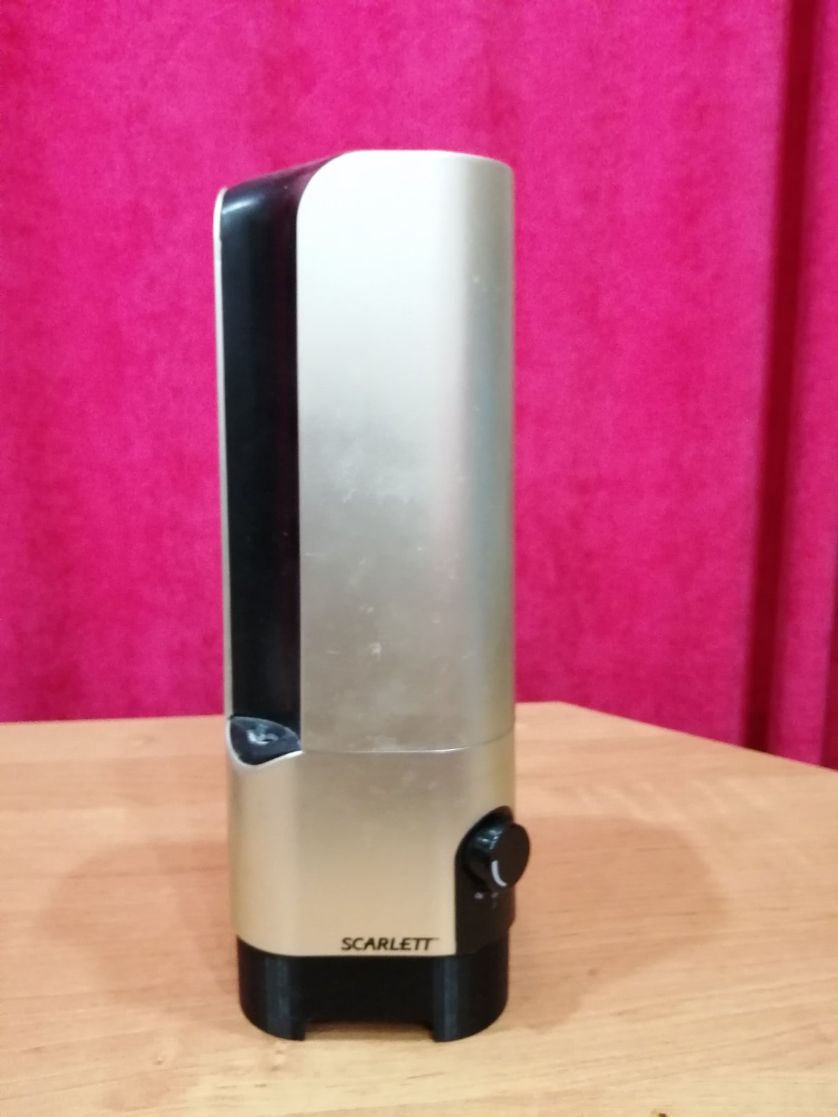 Skarlett nemlendirici fanı ile alt kısım (Plastik Aparattır!!!)