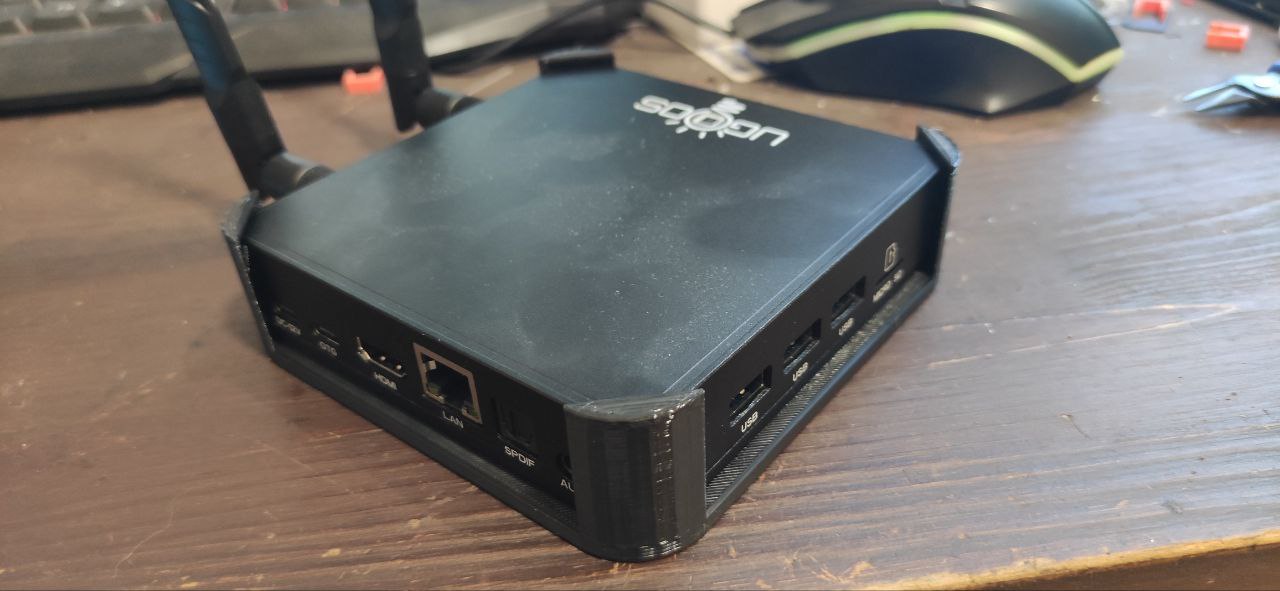 UGOOS AM8 / AM8 Pro için Duvarda Tutucu (Plastik Aparattır!!!)