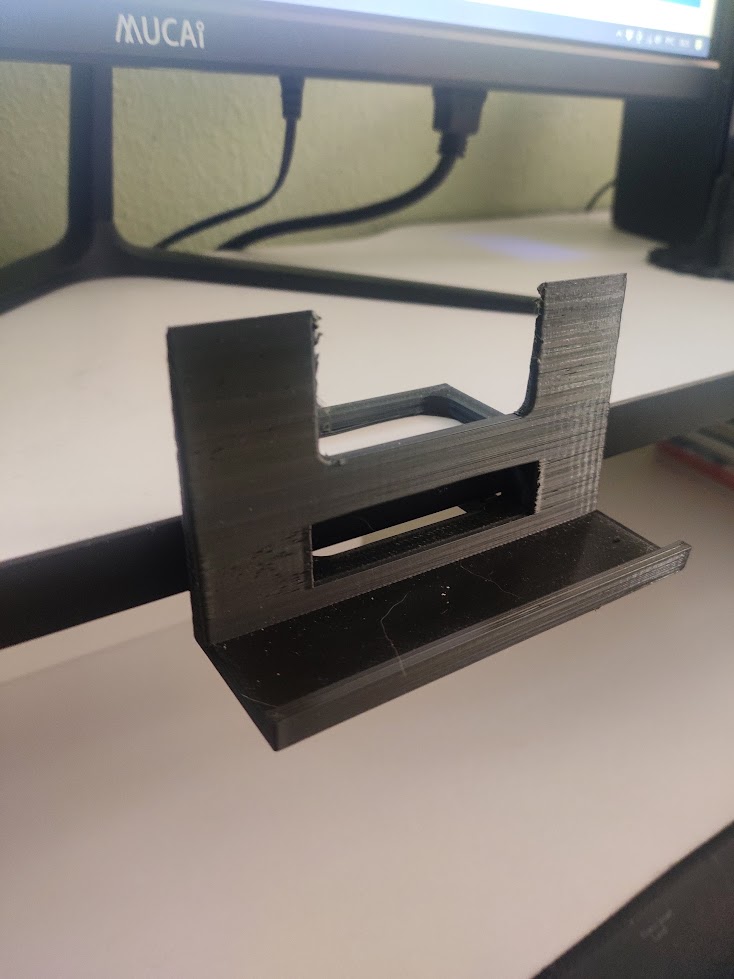 Cep telefonu standı (Plastik Aparattır!!!)