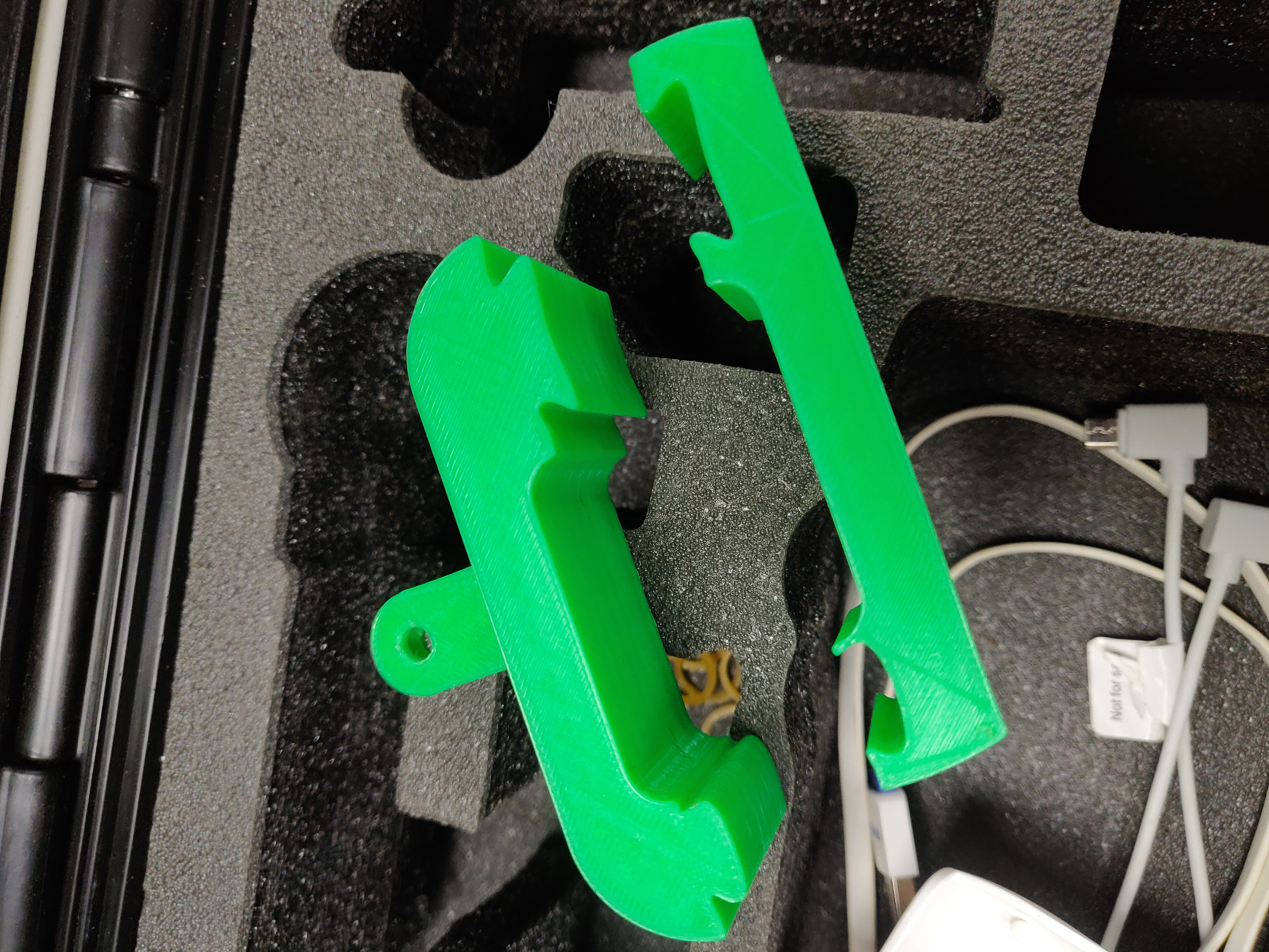 Fimi X8SE Quadrocopter uzaktan kumandası için bağlantı elemanı (Plastik Aparattır!!!) Fimi X8SE Quadrocopter uzaktan kumandası için bağlantı elemanı (Plastik Aparattır!!!)