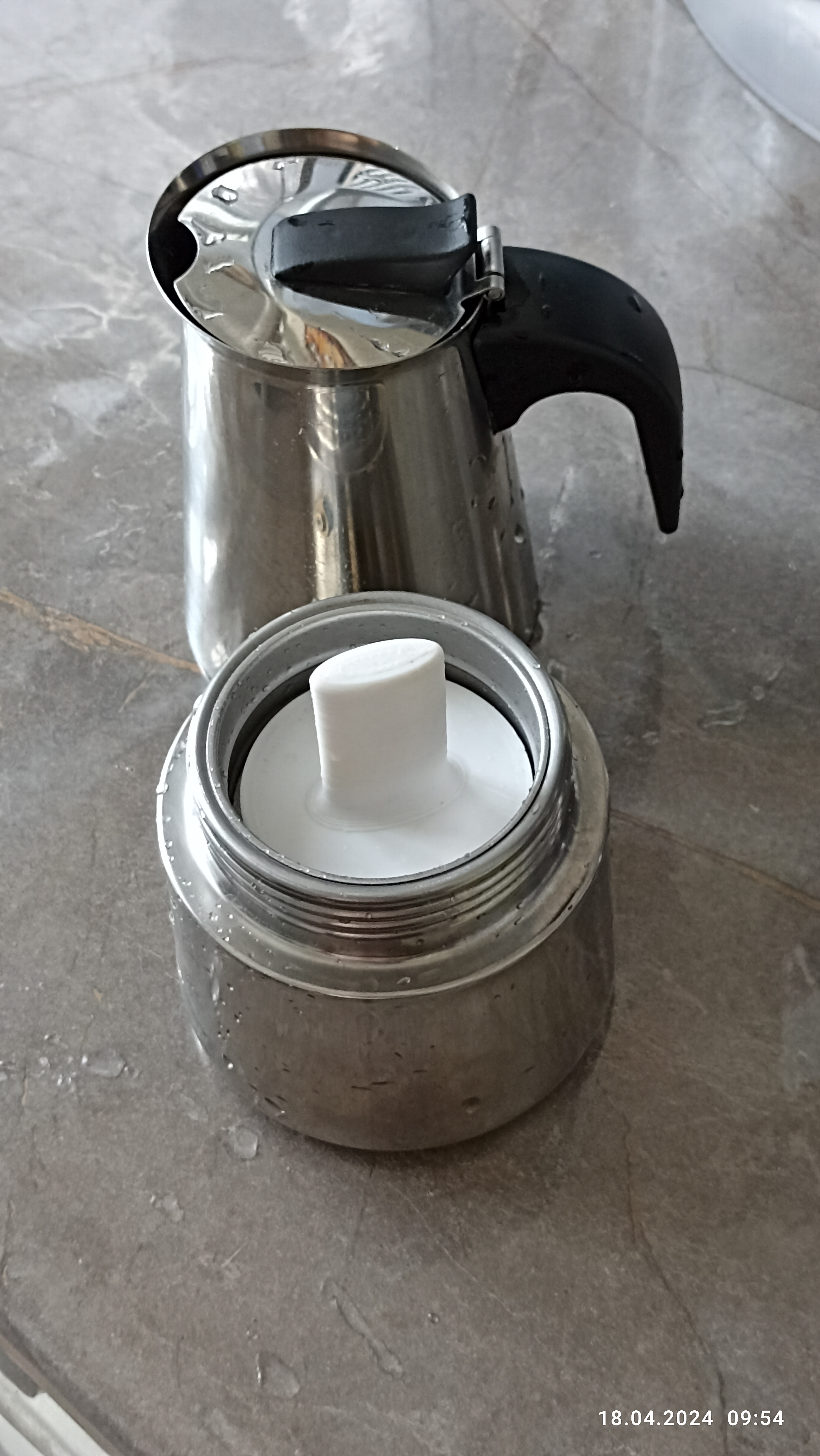 Kahve için basın. (Plastik Aparattır!!!)