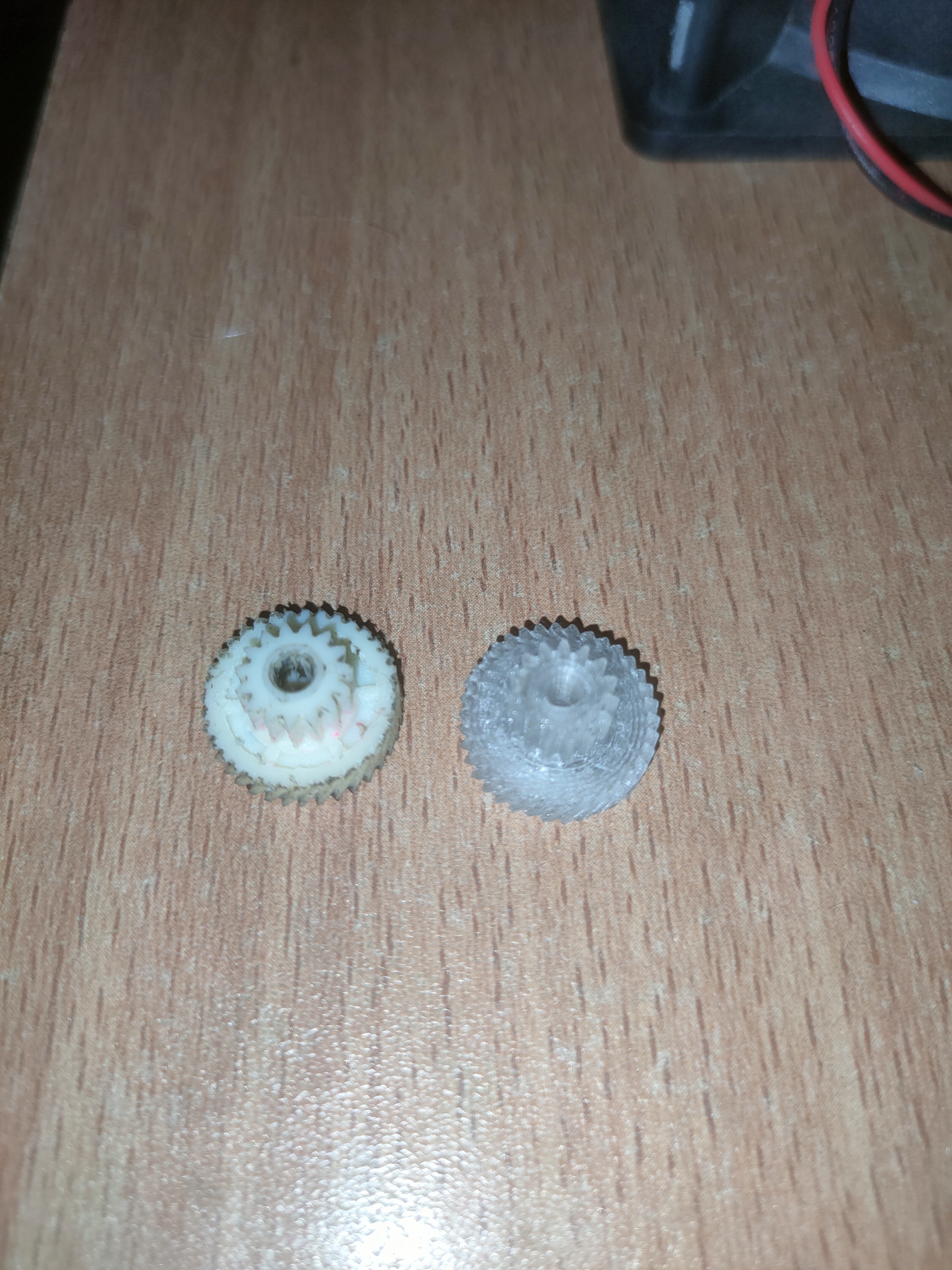 DEXP Vakum Süpürücü Robotun Dişli Tekerlekleri (Plastik Aparattır!!!)