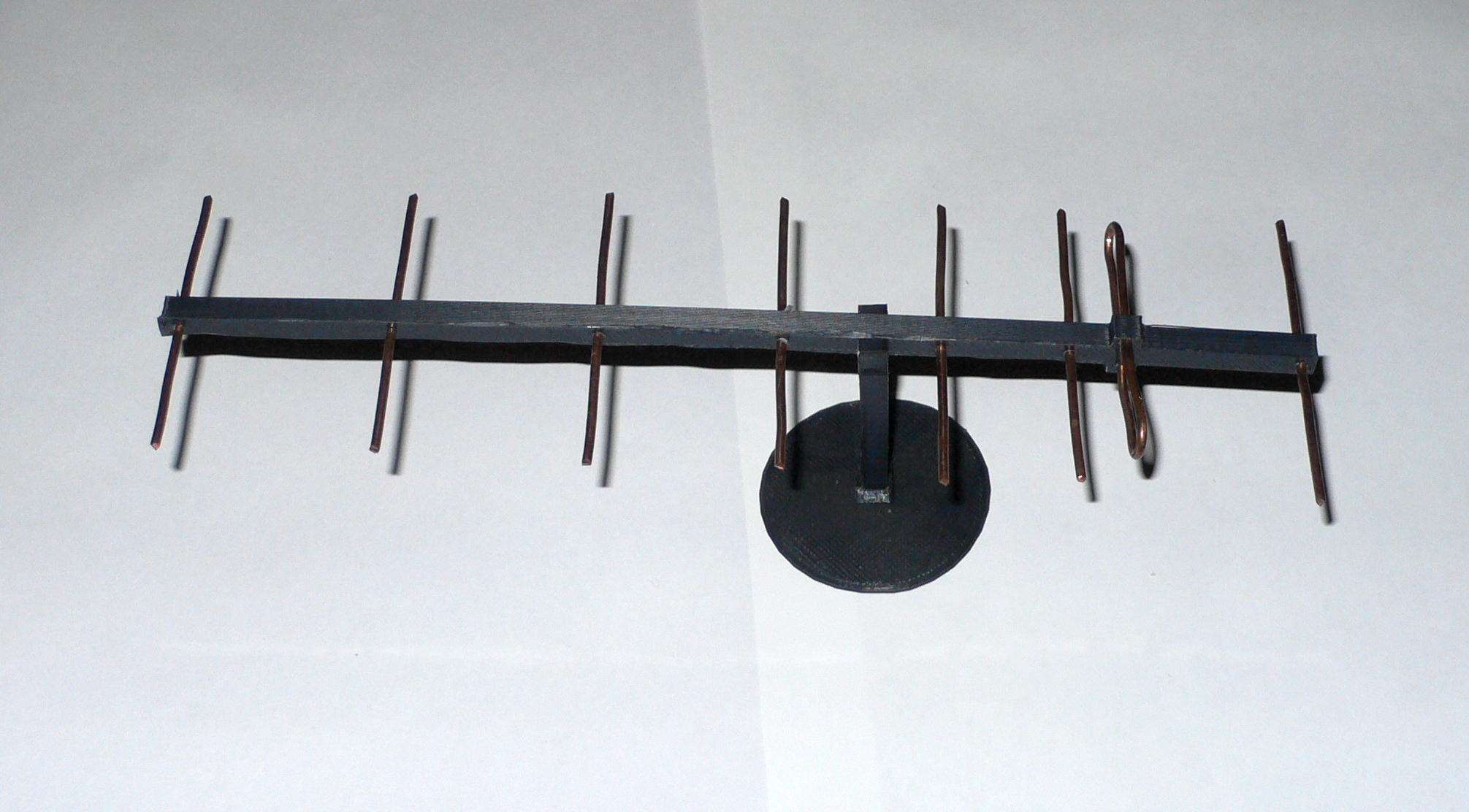 3G Yagi anteni veya dalga kanalı (Plastik Aparattır!!!)