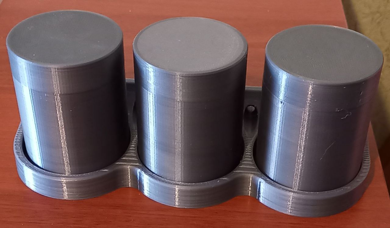 60 mm çapında kavanozların duvar sabitlenmesi. (Plastik Aparattır!!!)