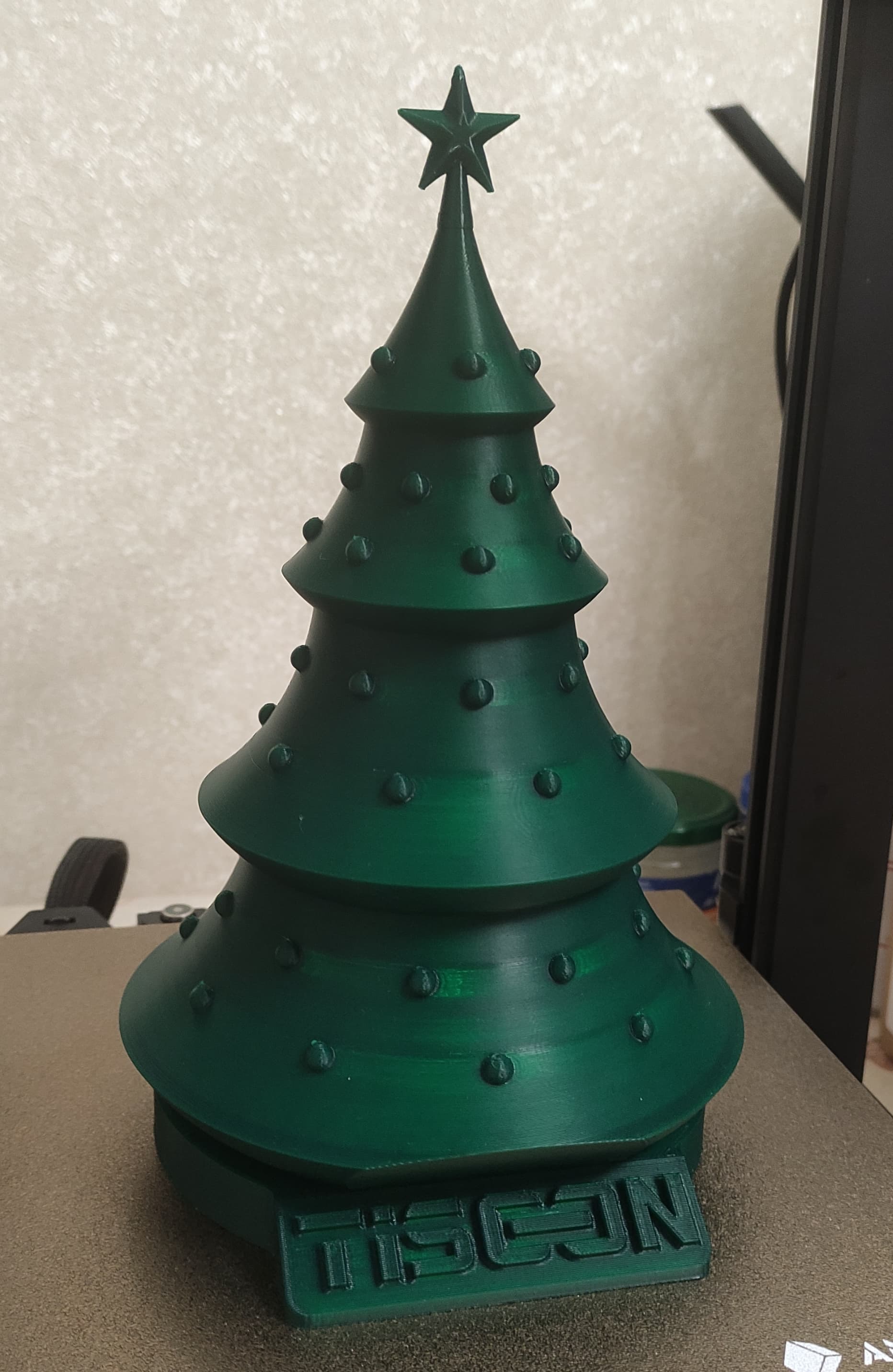 Yeni Yıl Ağacı (Plastik Aparattır!!!)