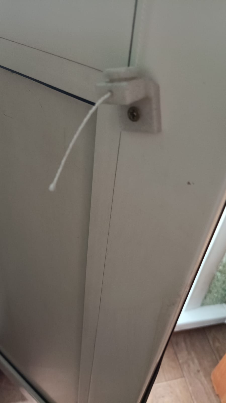 Haddelenmiş perdeler için balıkçılık hattı ihalesi (Plastik Aparattır!!!)