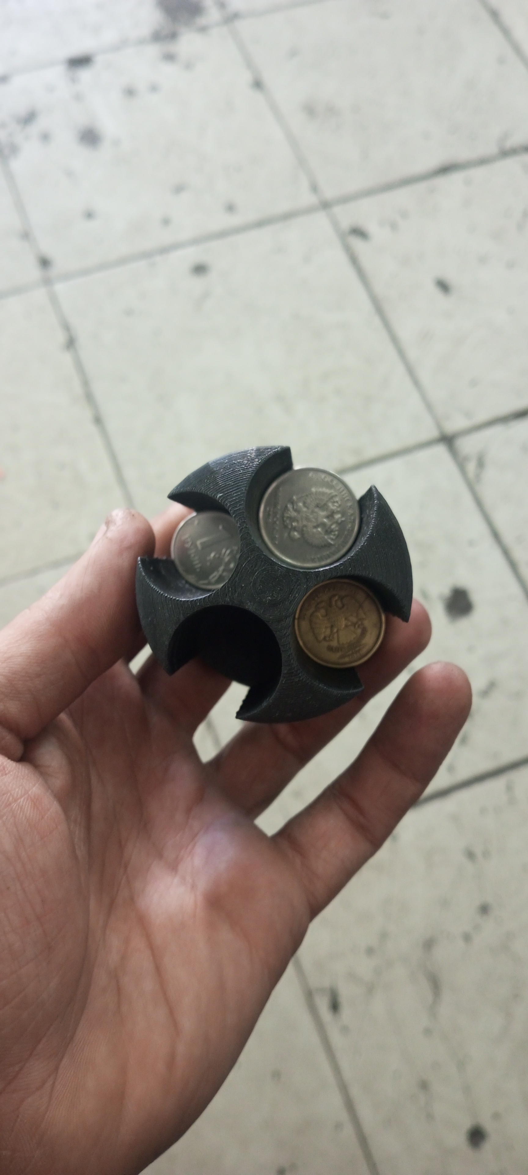 Takside Monetnik (Plastik Aparattır!!!)