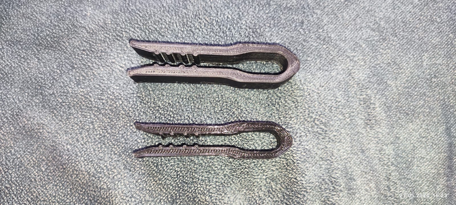 Kedi maması için bronzer))) (Plastik Aparattır!!!)