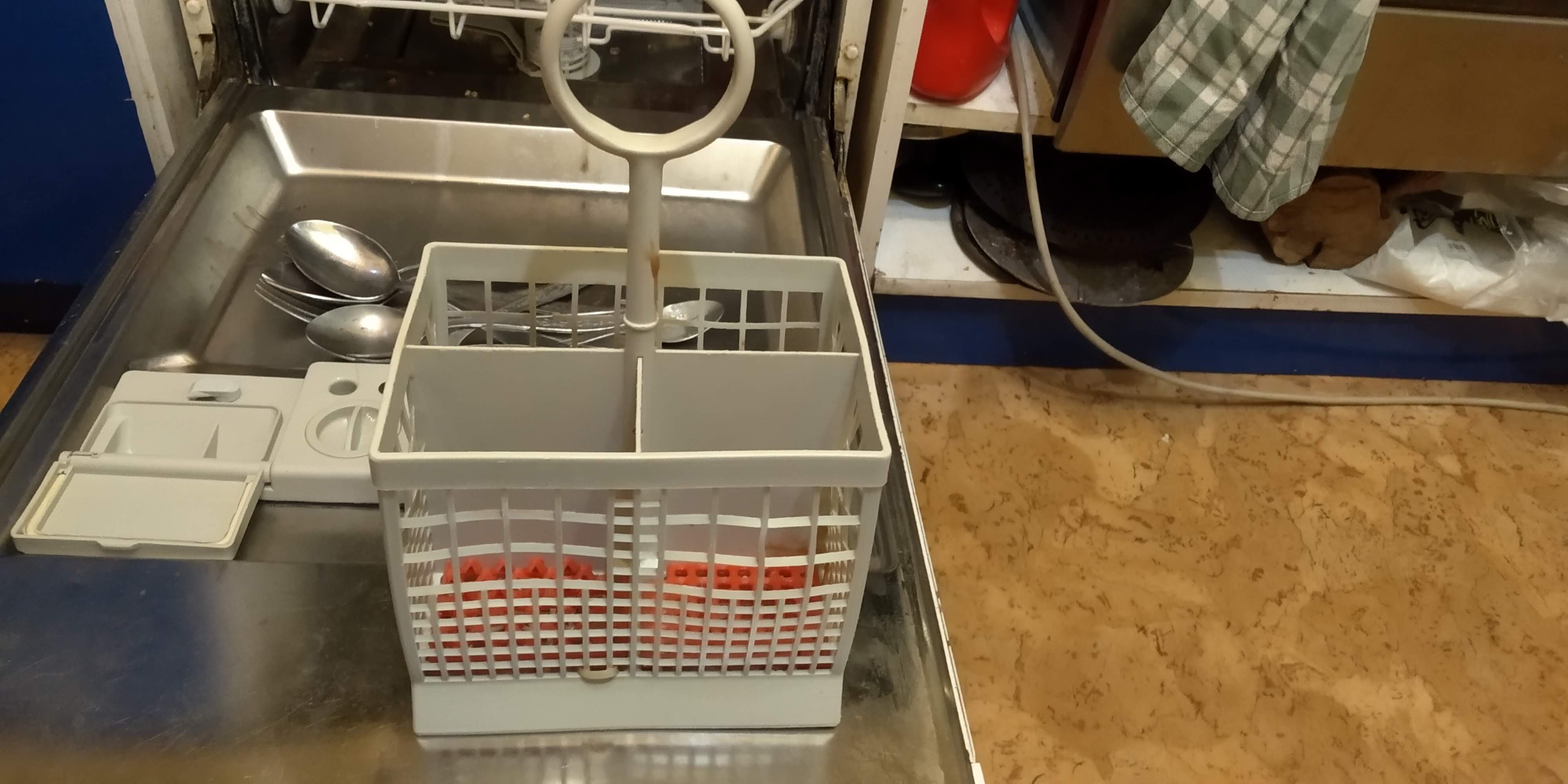 Bosch bulaşık makinesi Bosch kaşık sepeti için ek parça (Plastik Aparattır!!!) Bosch bulaşık makinesi Bosch kaşık sepeti için ek parça (Plastik Aparattır!!!)