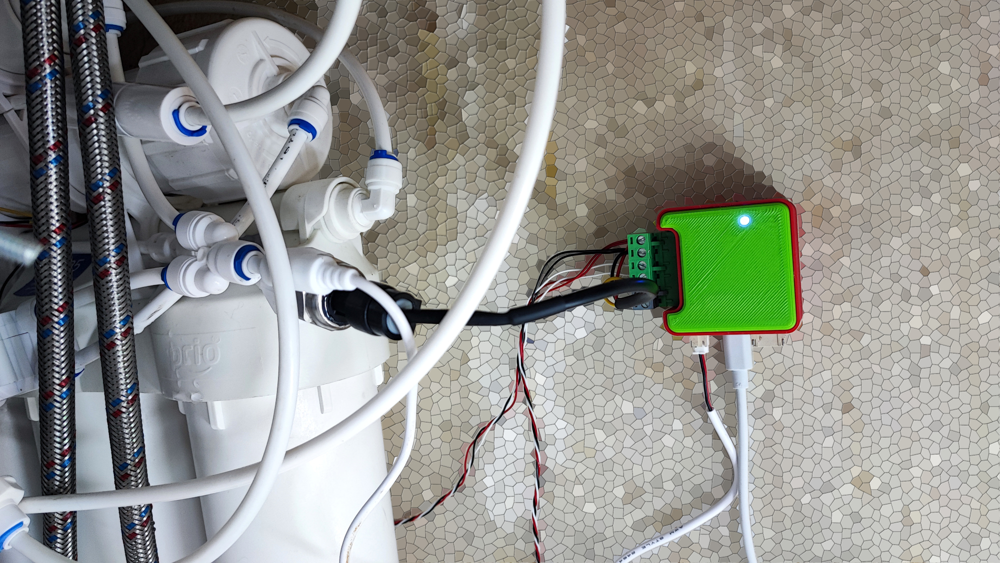 Ters ozmoz filtre izleme sisteminin elektronik ünitesi için muhafaza (Plastik Aparattır!!!)